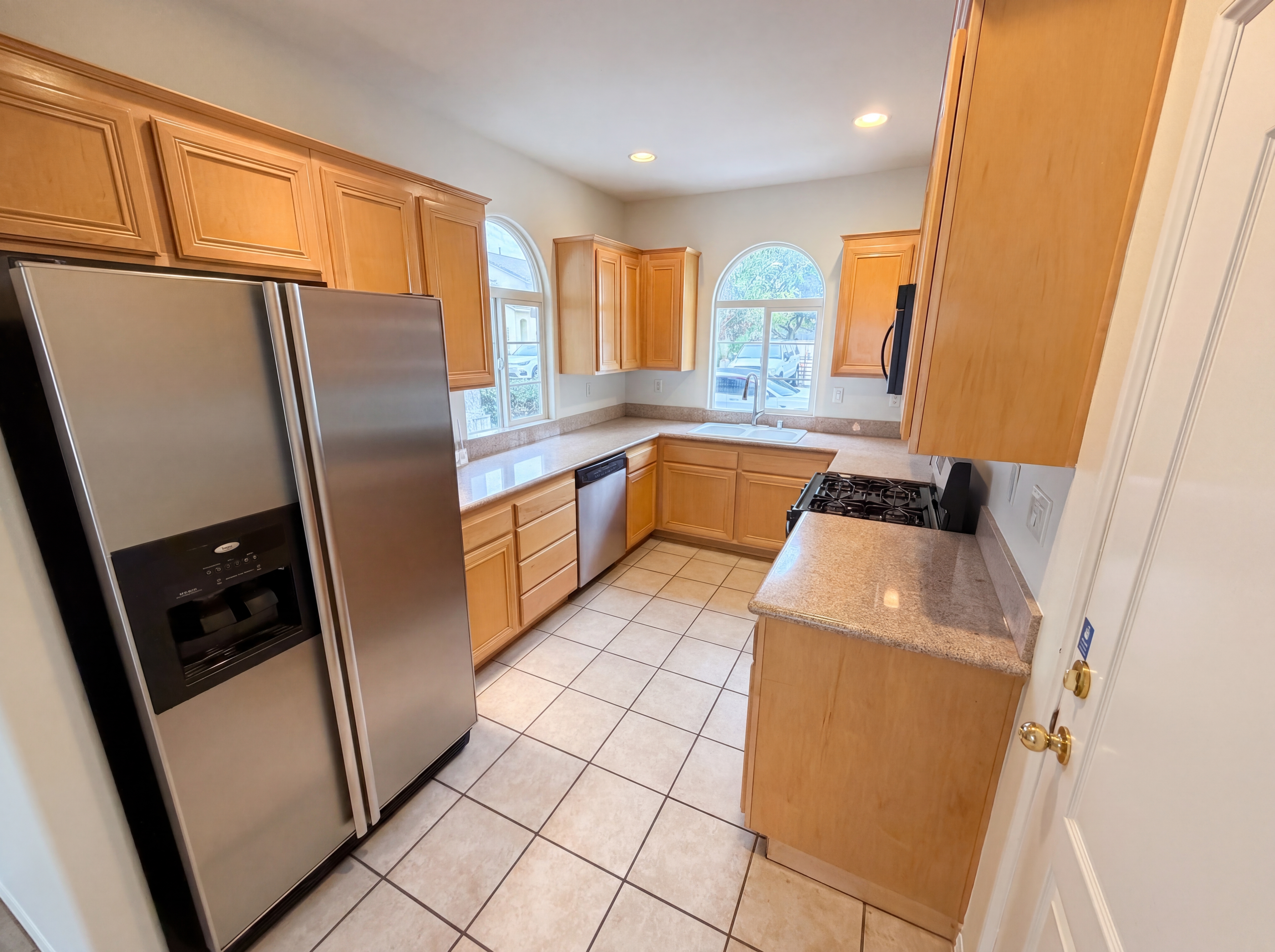 Photo 2 of 40 of 1242 Heritage Way, Covina, CA