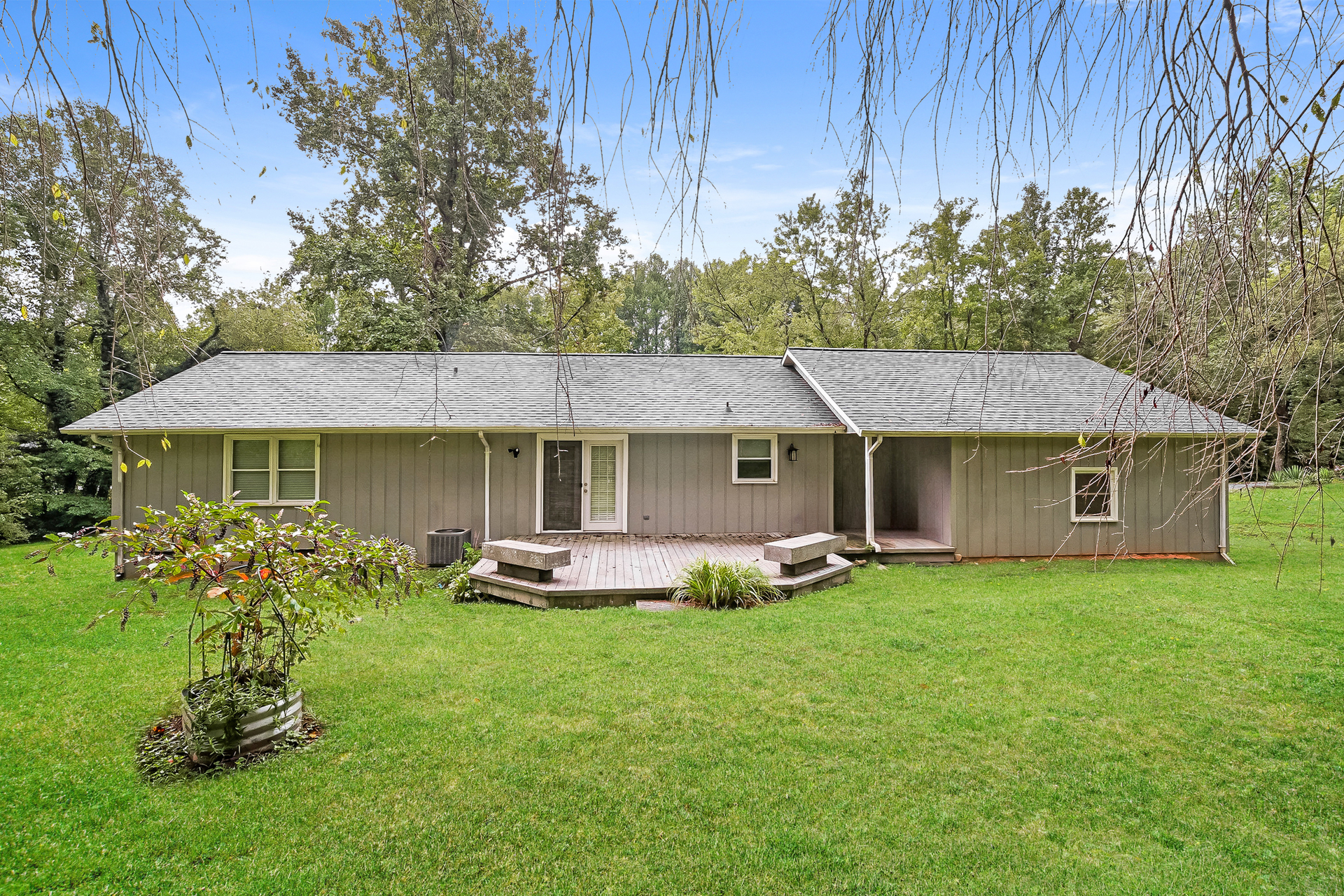 Photo 5 of 21 of 244 Brookside Dr, Millers Creek, NC
