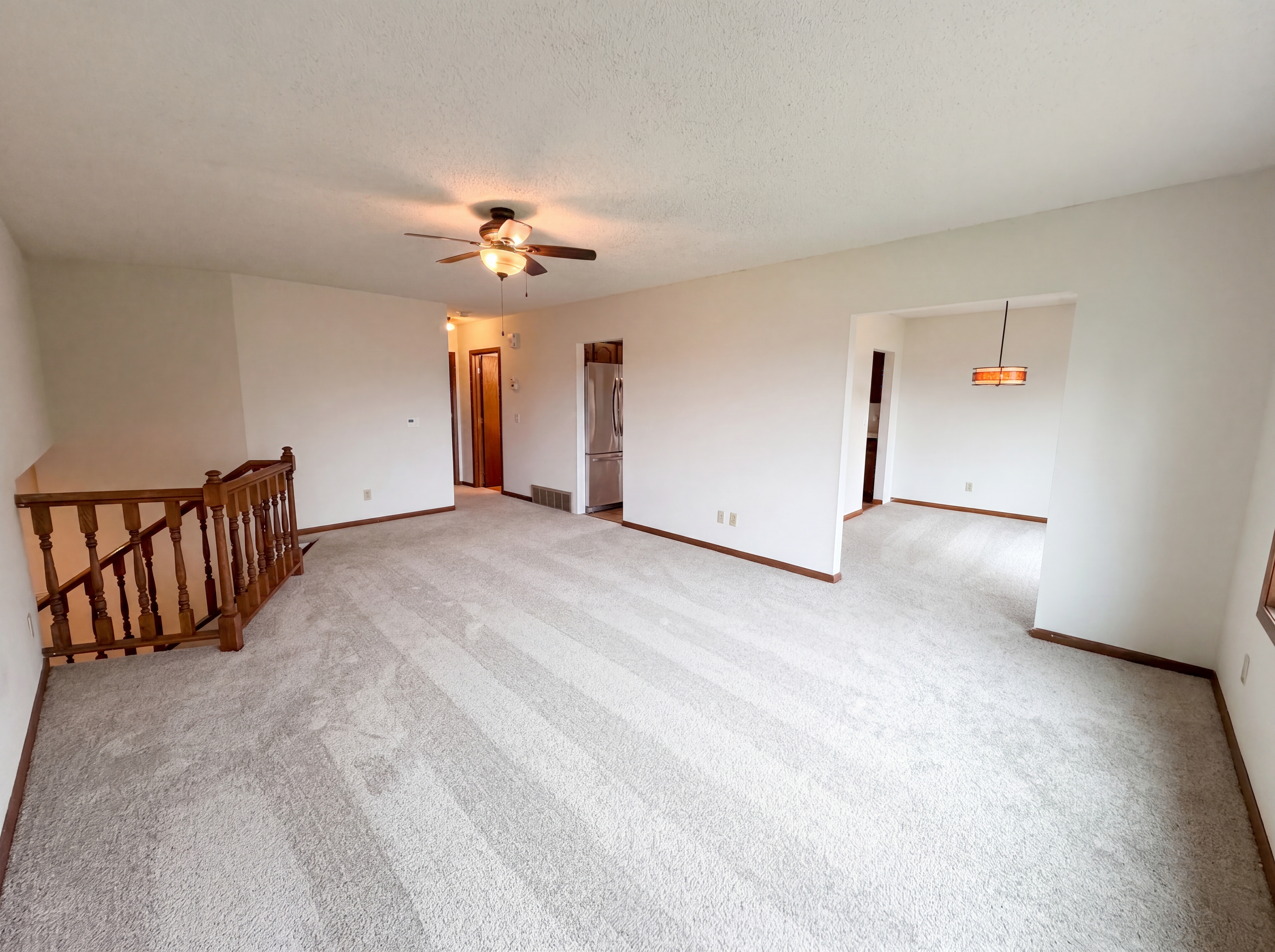 Photo 8 of 27 of 14012 Underclift St NW, Andover, MN