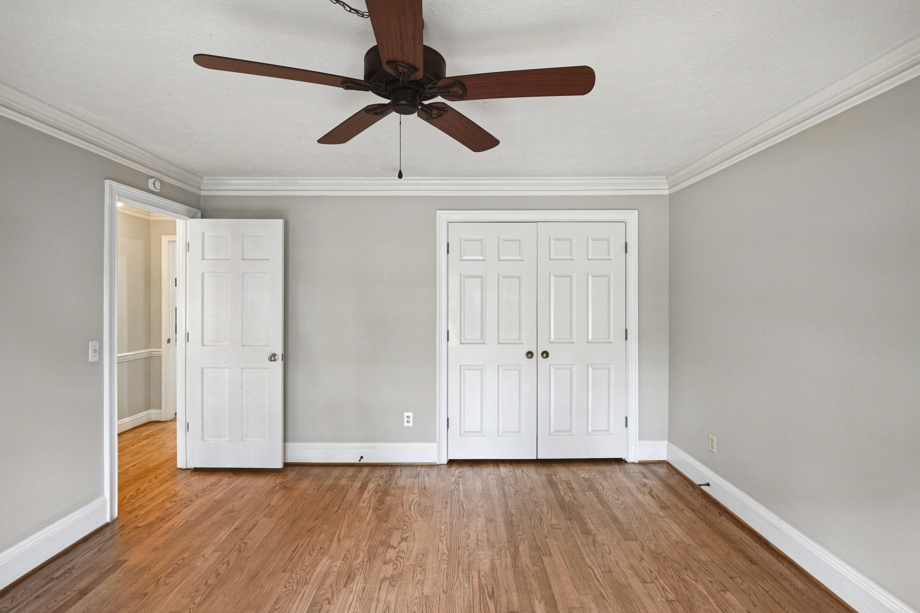Photo 32 of 63 of 2360 Kimbrough Ct, Sandy Springs, GA
