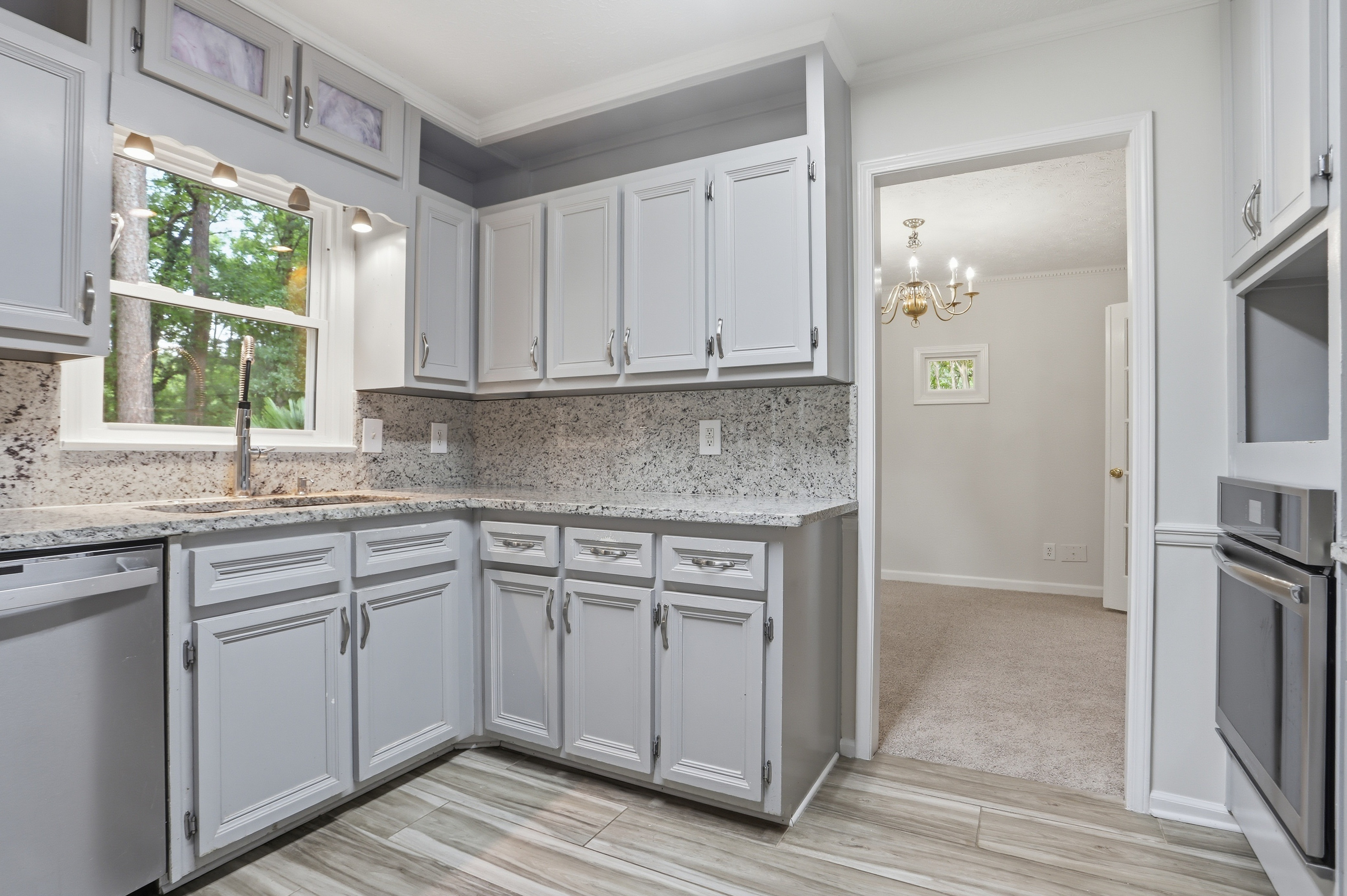 Photo 36 of 58 of 3839 Cotswold Dr , Lilburn, GA