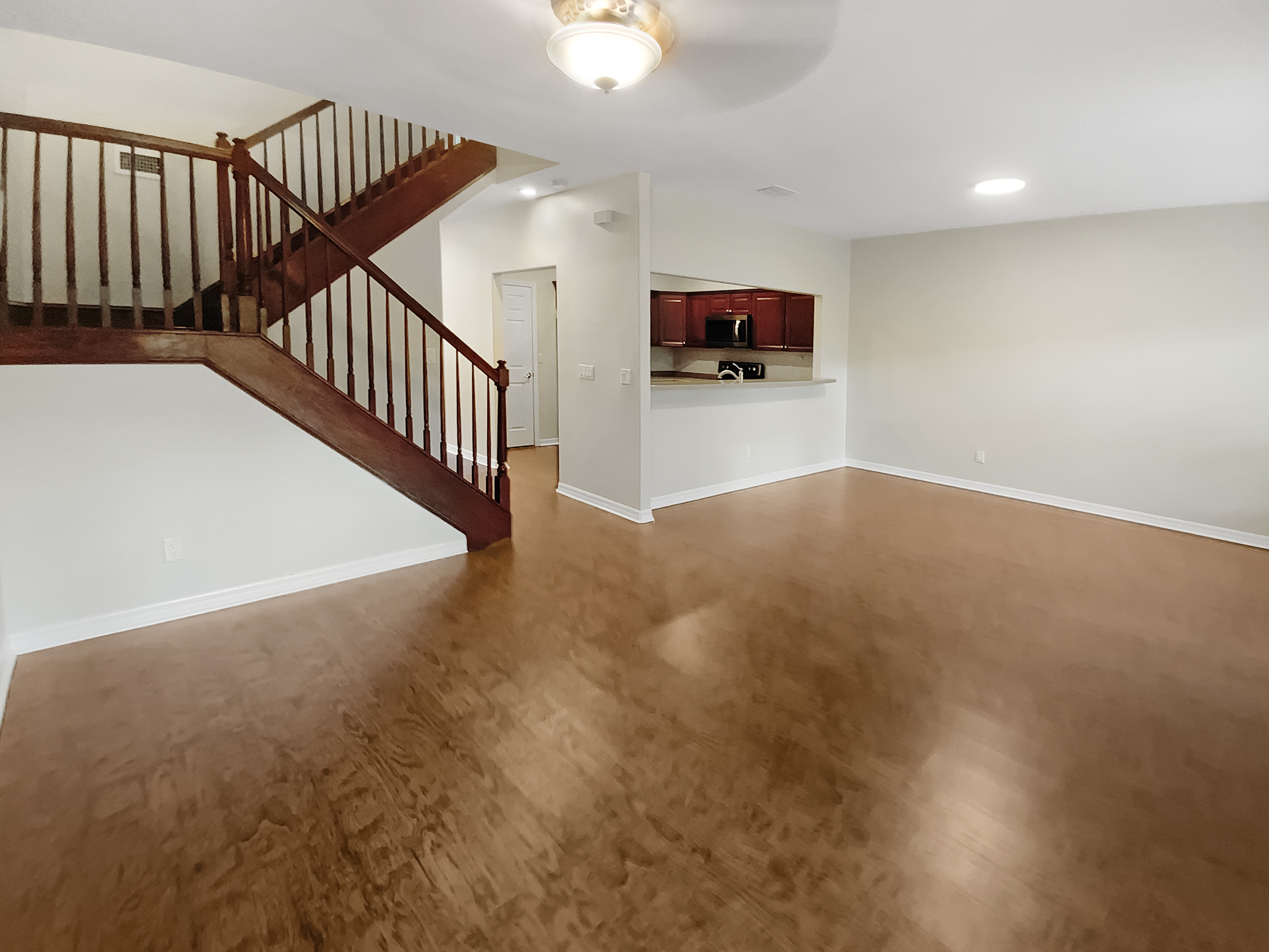 Photo 11 of 32 of 915 Woodbridge Ct, Safety Harbor, FL