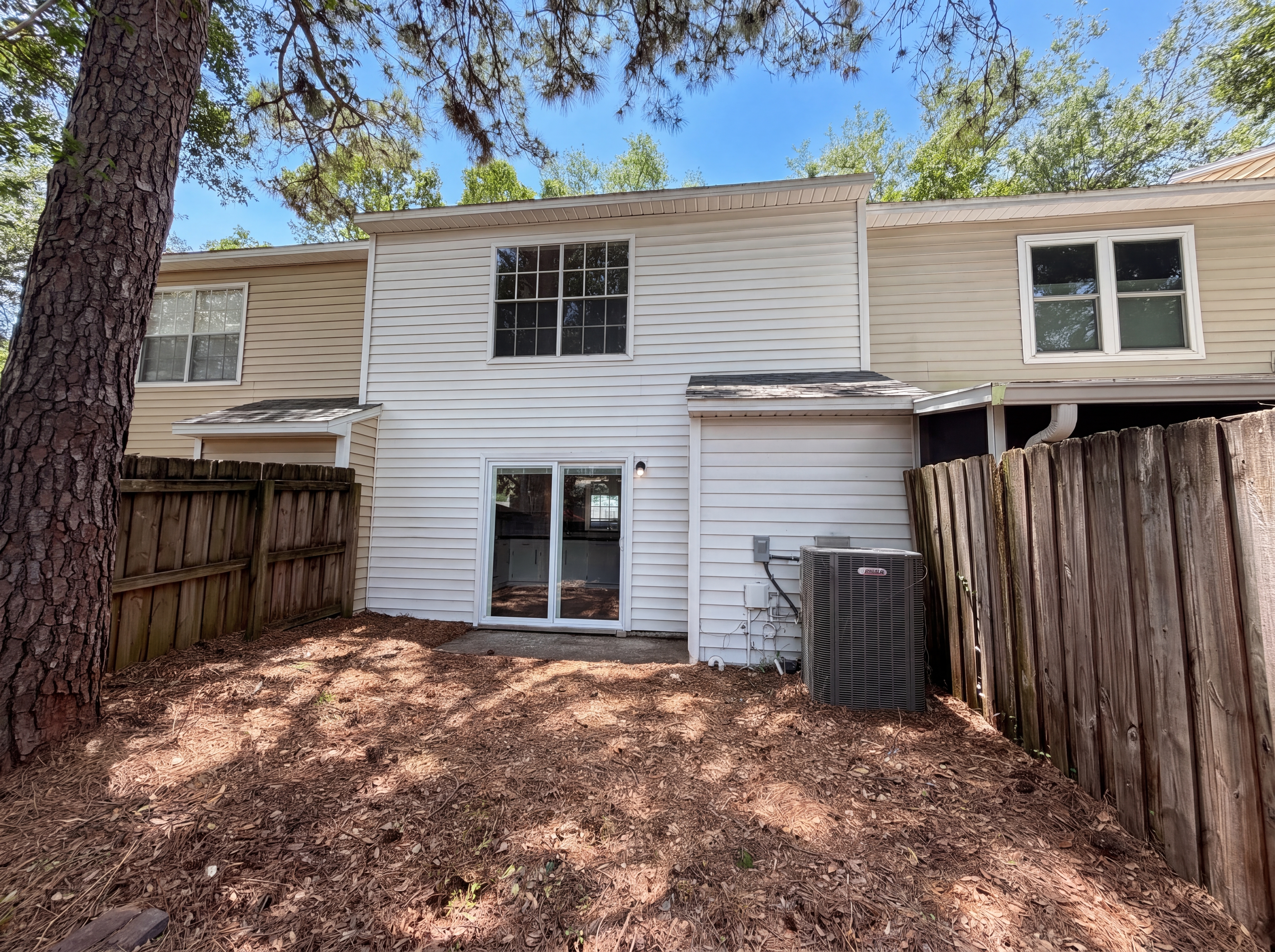 Photo 5 of 26 of 510 Green Spring Cir, Winter Springs, FL