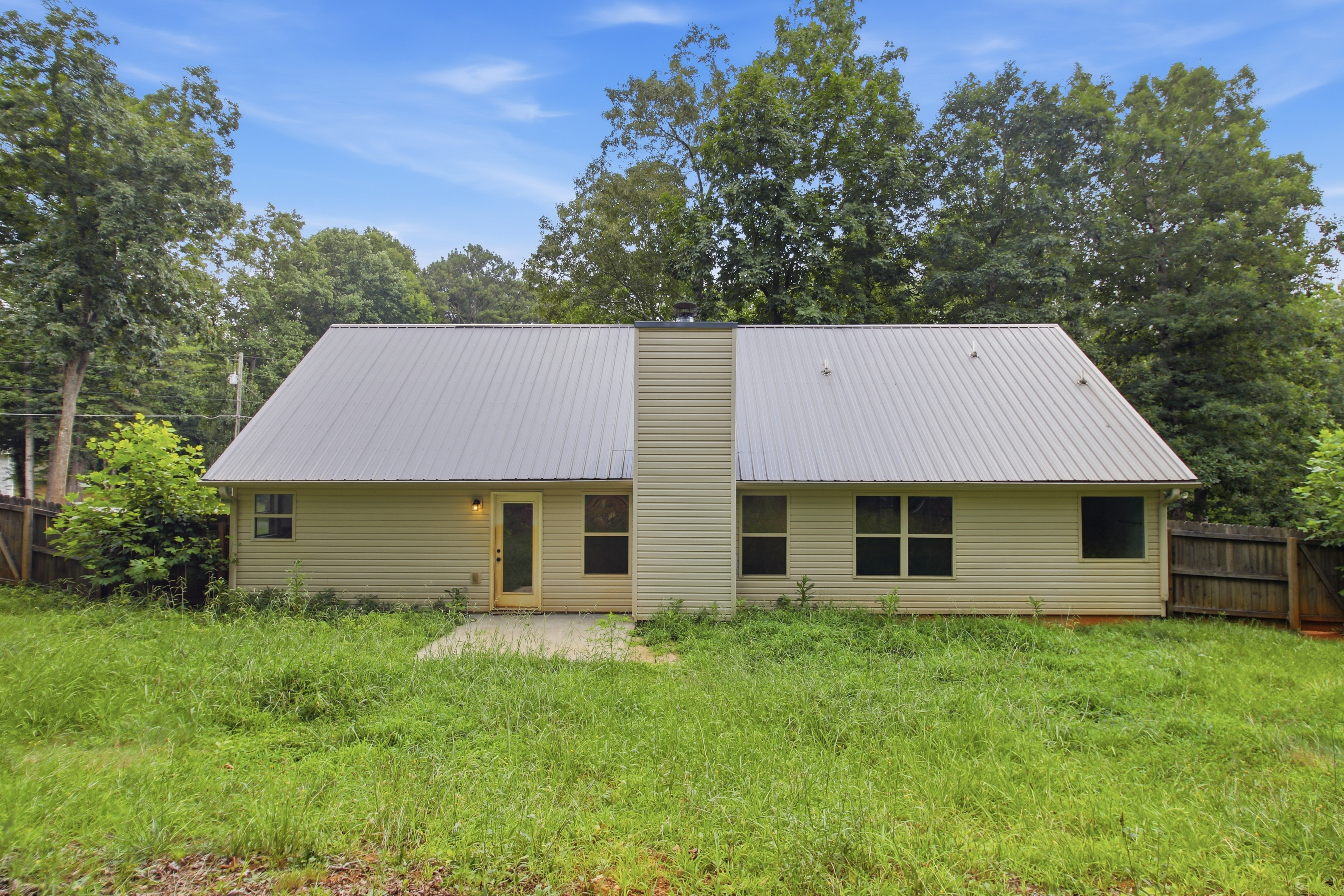 Photo 5 of 24 of 70 Baskin Rd, Temple, GA