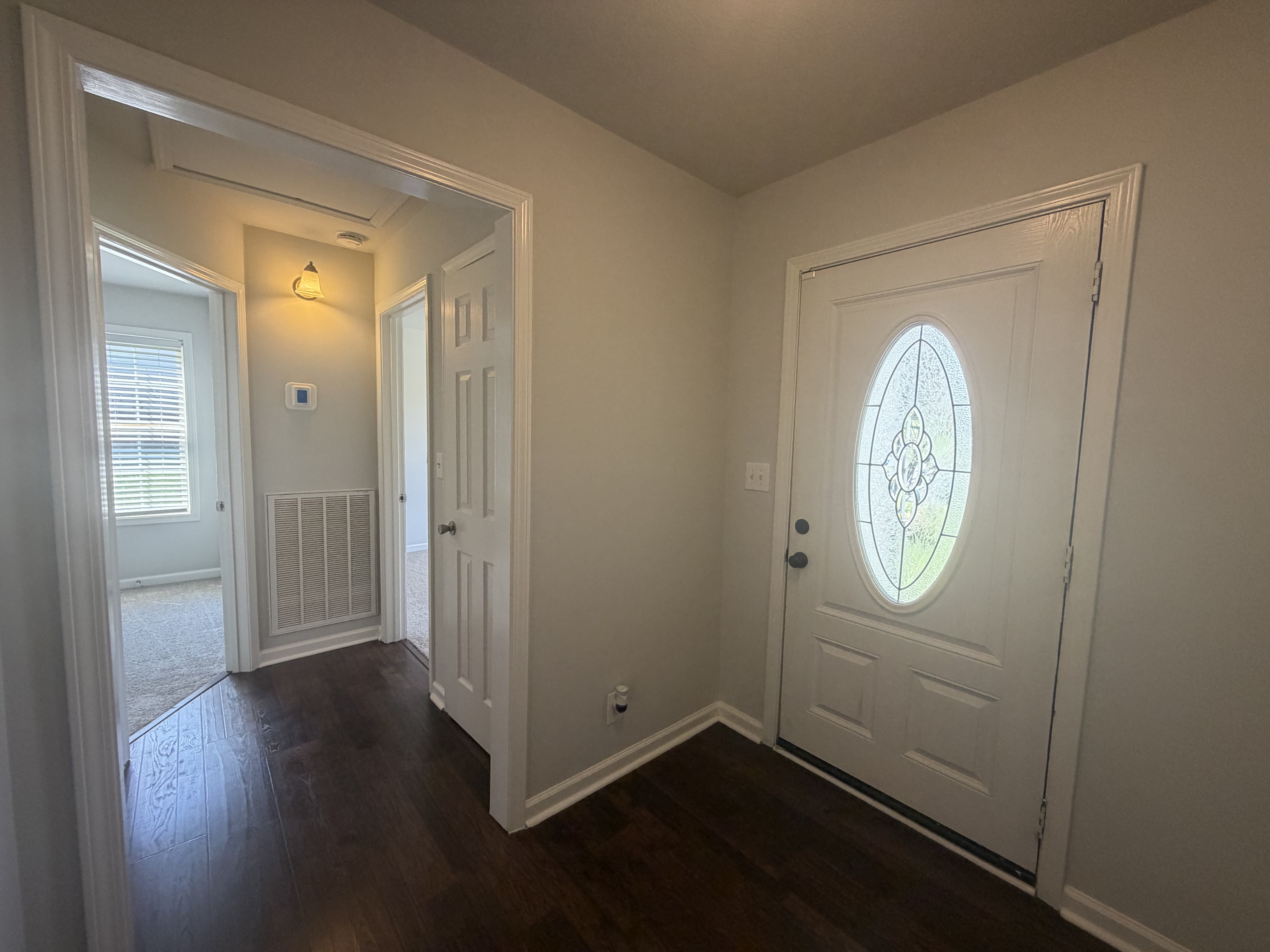 Photo 6 of 24 of 3148 Brook Hill Dr, Clarksville, TN