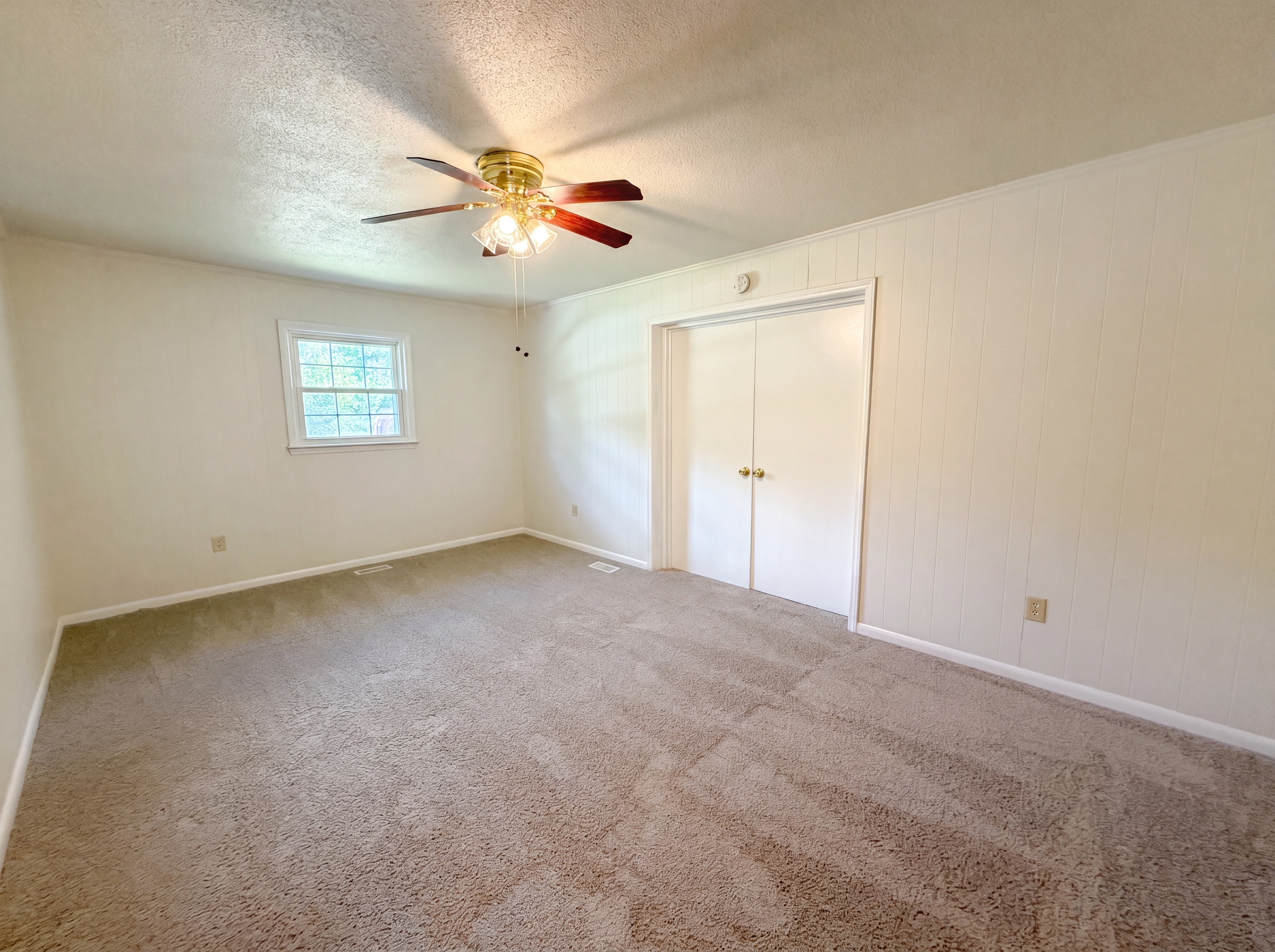 Photo 4 of 17 of 2611 Freemont Rd, Durham, NC