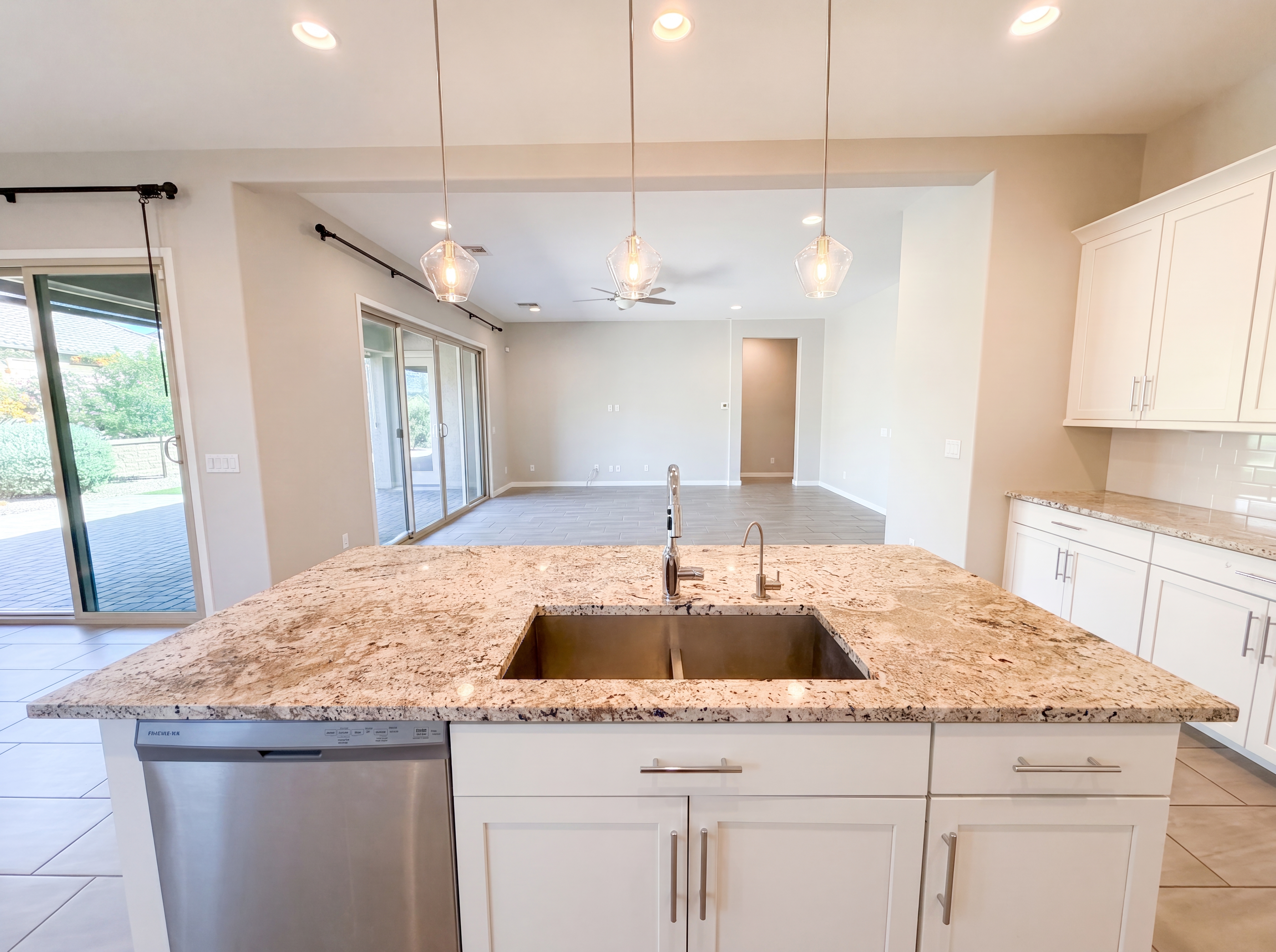 Photo 8 of 43 of 3226 N 197th Ave, Buckeye, AZ