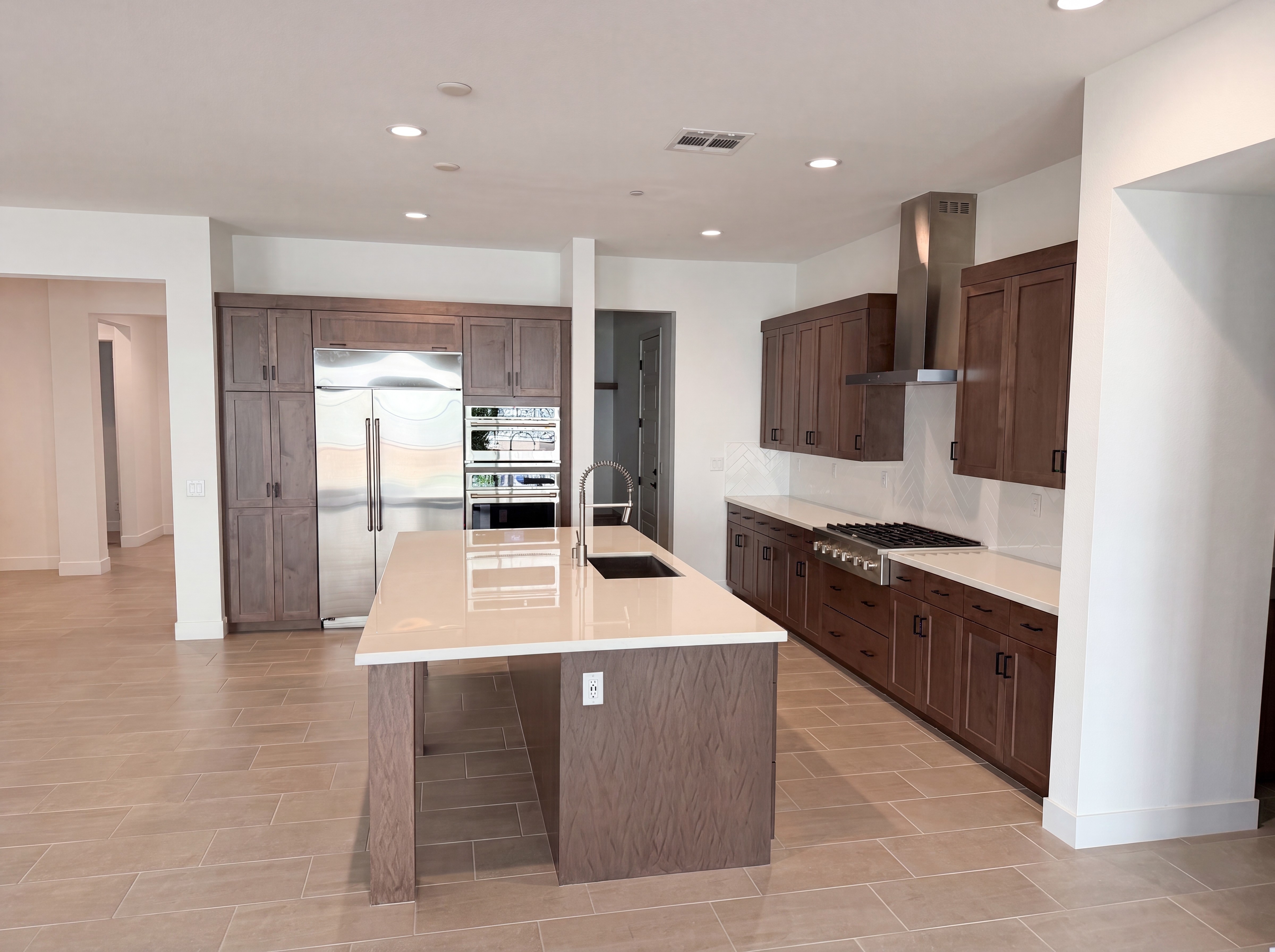 Photo 2 of 26 of 46297 Bradshaw Trl, La Quinta, CA
