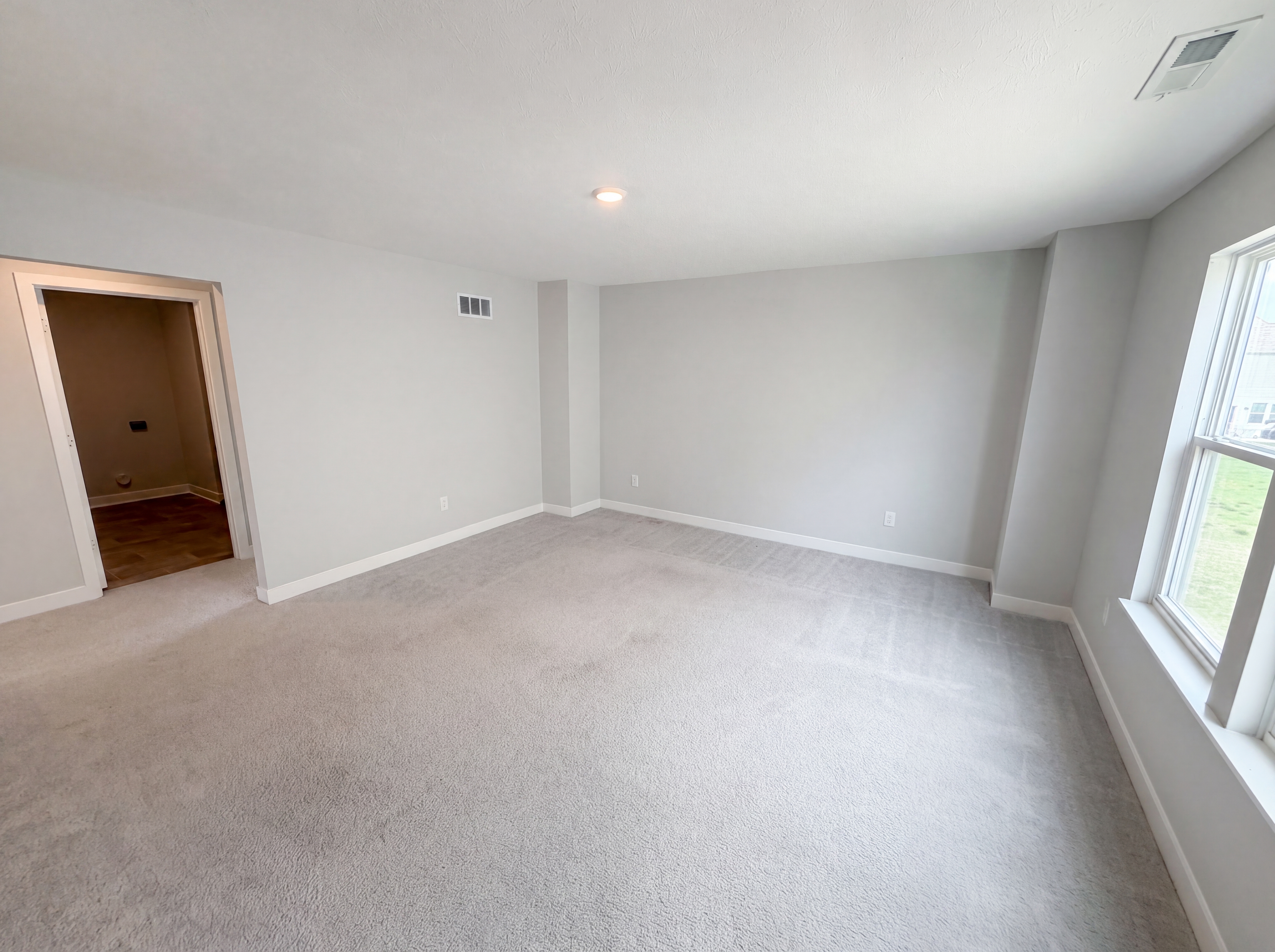 Photo 14 of 29 of 4462 Hovenweep Way, Indianapolis, IN