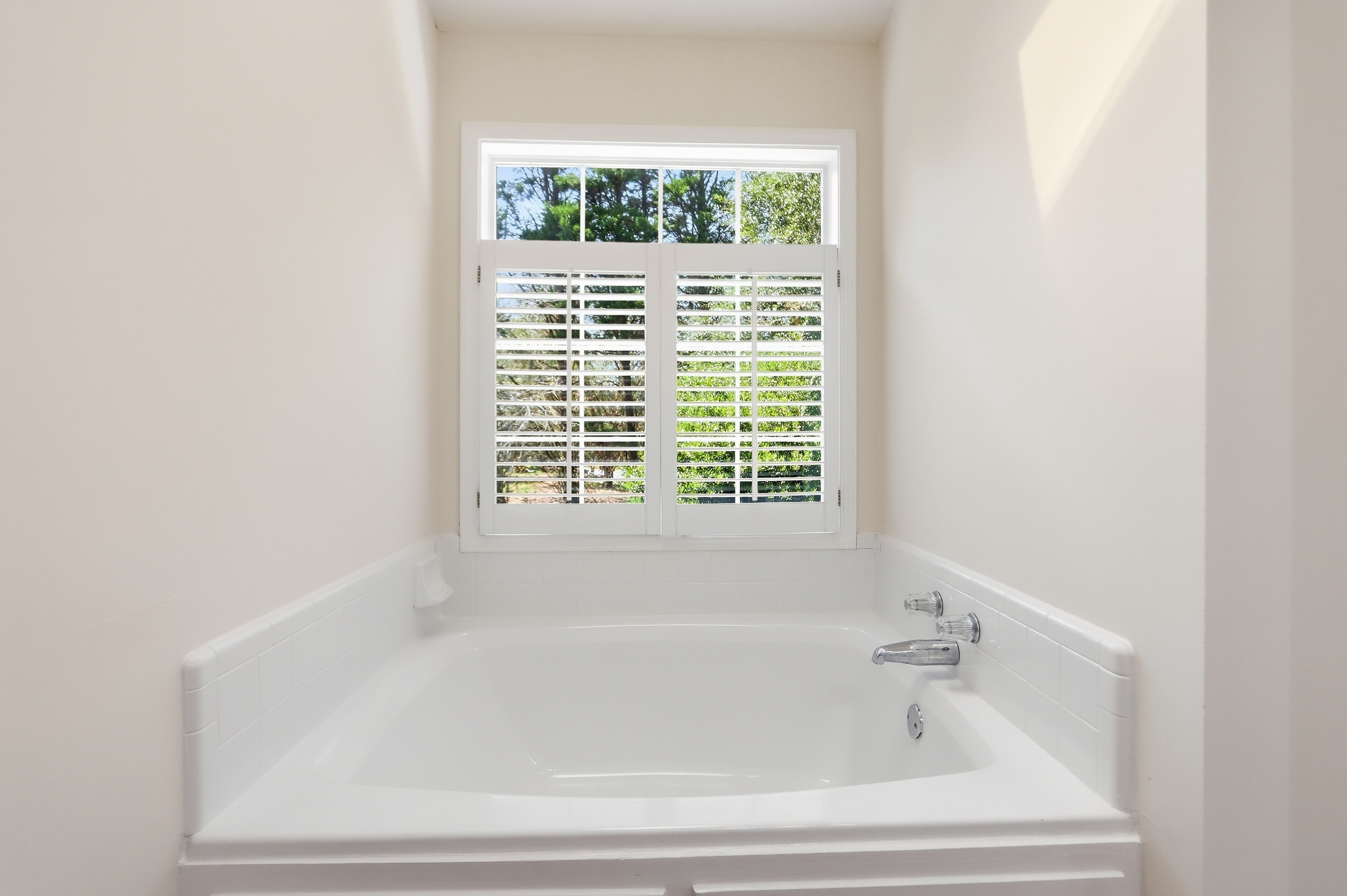 Photo 35 of 46 of 3205 Summit Place Dr, Loganville, GA