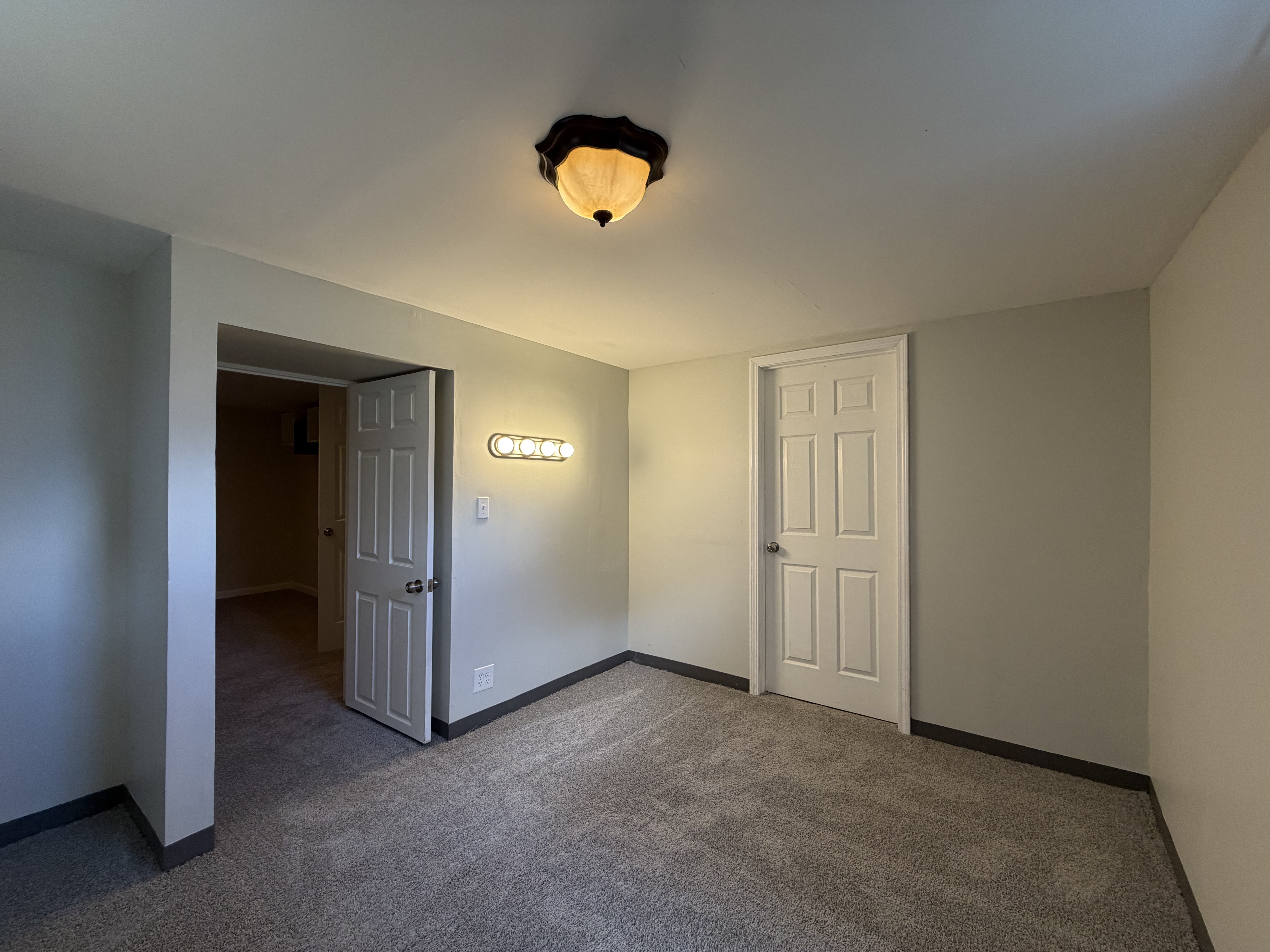 Photo 19 of 26 of 9132 Trinidad Dr, Cincinnati, OH