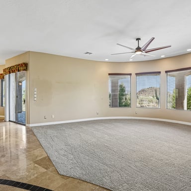 Property photo 3 of 3233 N 89th Pl