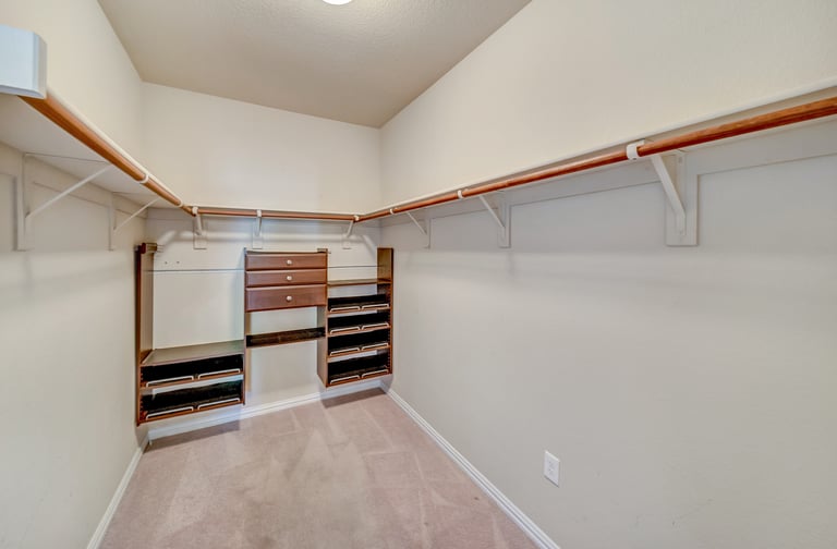 Photo 18 of 27 - 632 Swift Current Dr, Crowley, TX 76036