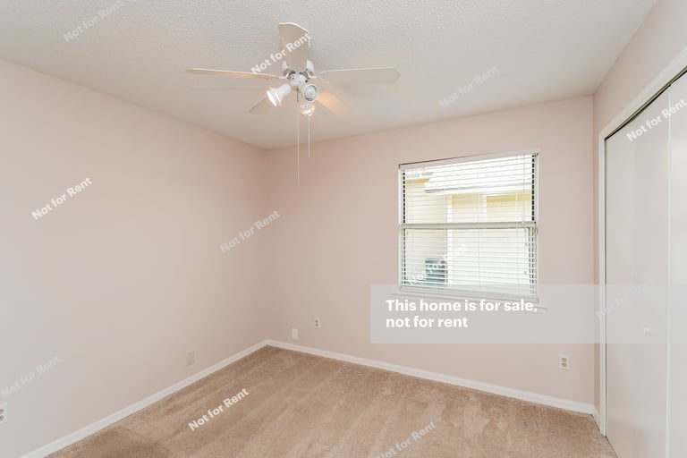 Photo 24 of 27 - 6736 Newgate Cir E, Jacksonville, FL 32244