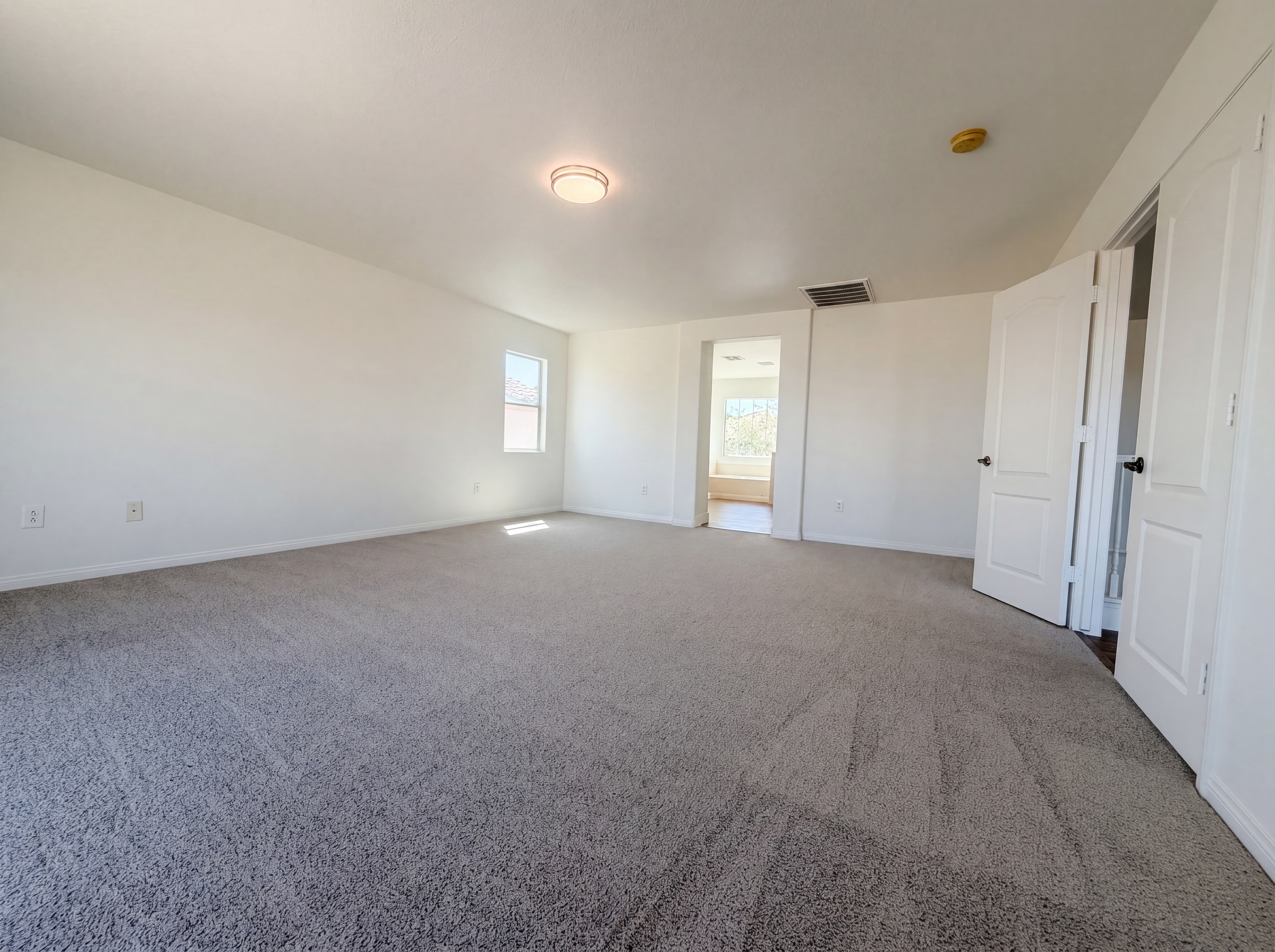 Photo 4 of 24 of 6224 Silver Edge St, North Las Vegas, NV