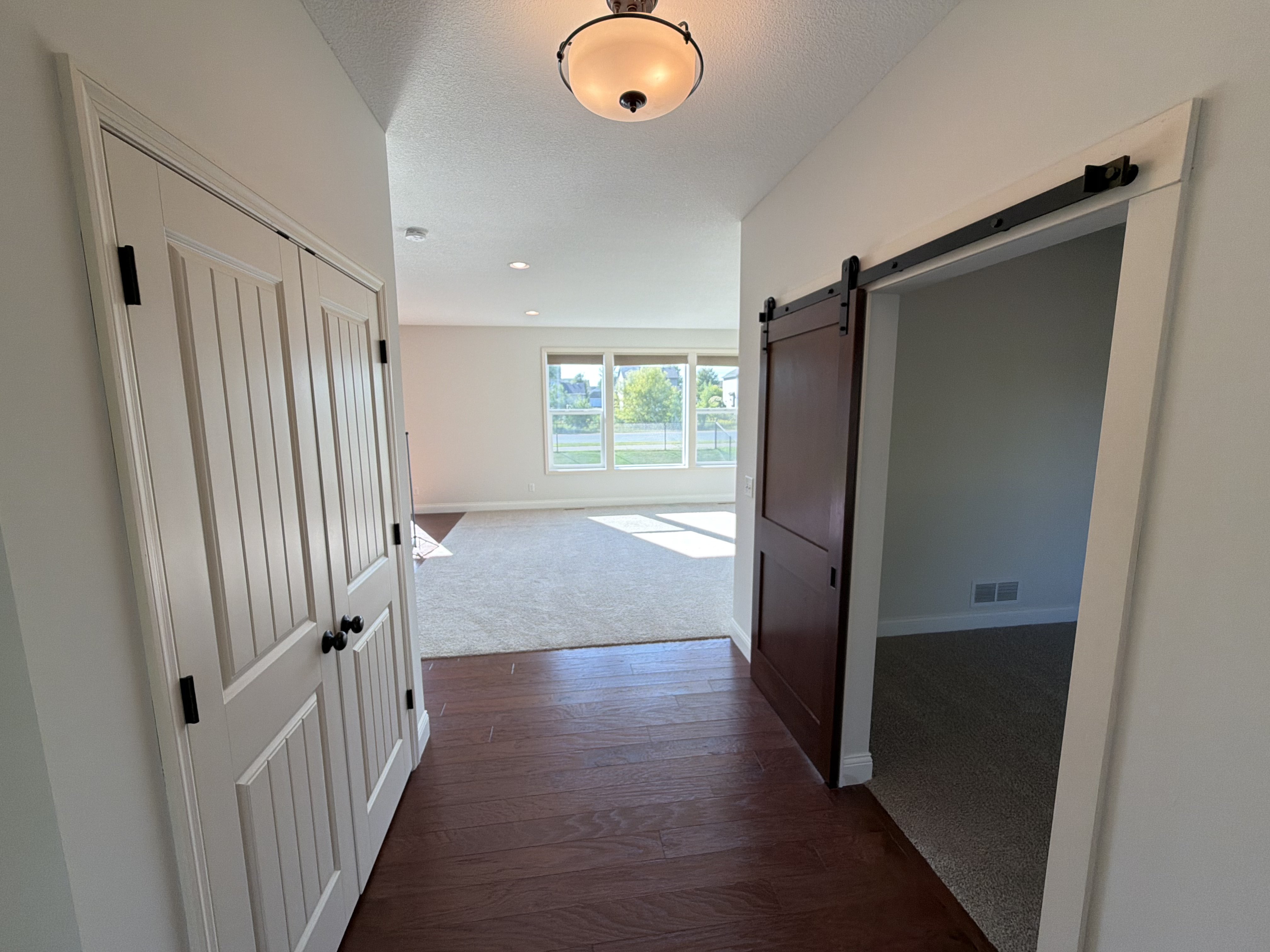 Photo 10 of 42 of 4595 196th St W, Farmington, MN