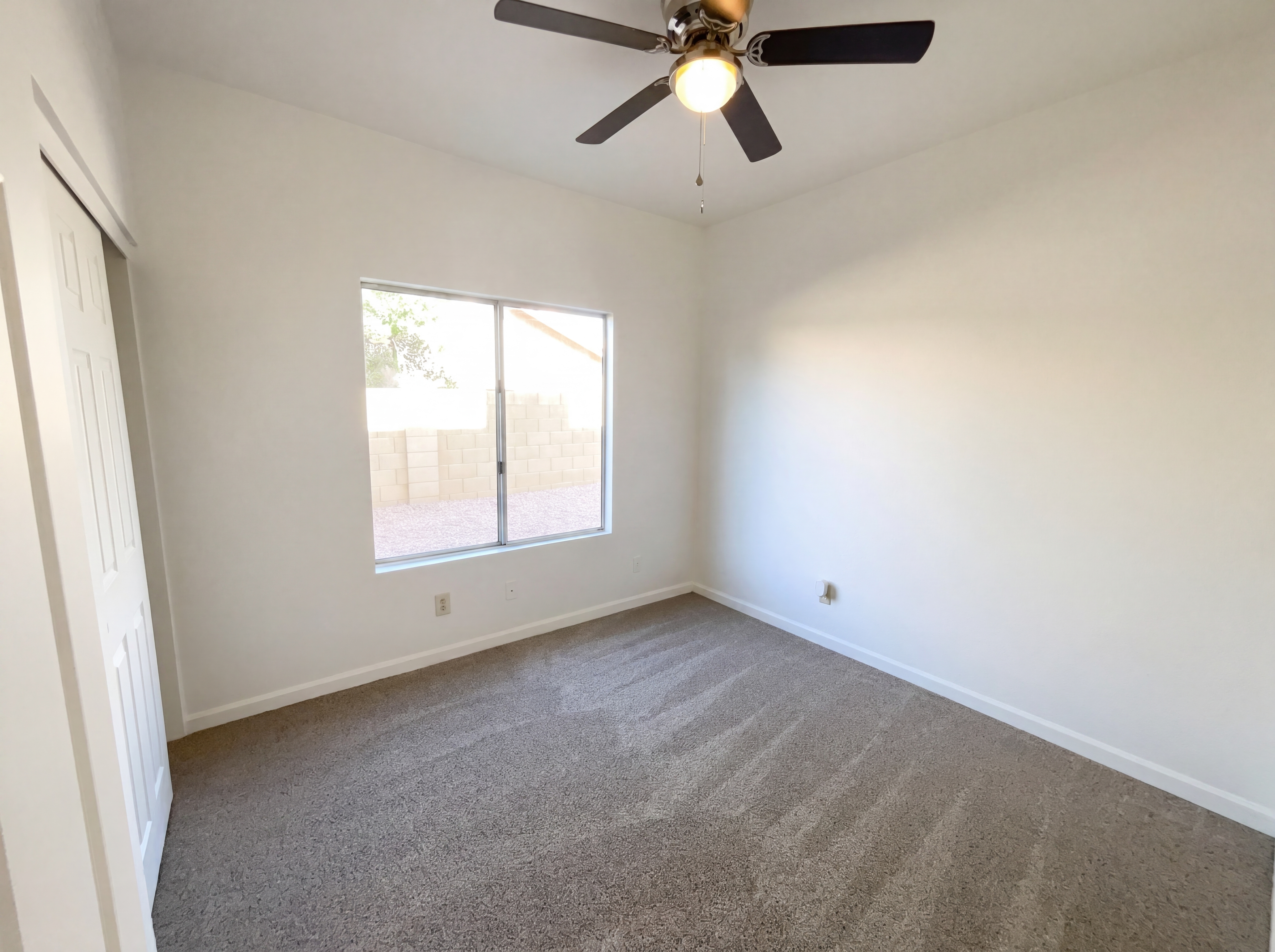 Photo 13 of 30 of 1143 E Harbor View Dr, Gilbert, AZ