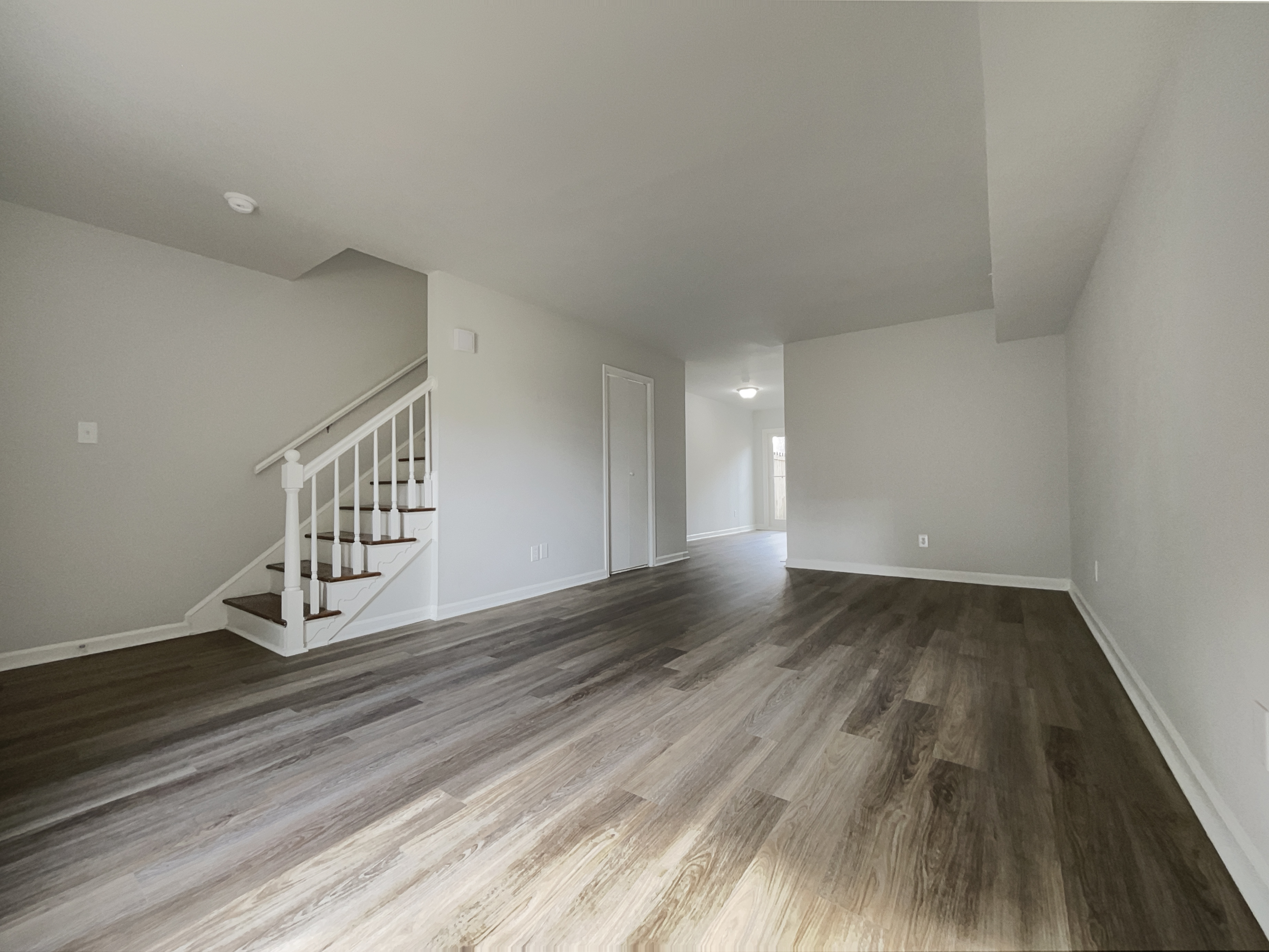 Photo 10 of 15 of 3737 Jamestown Cir, Raleigh, NC