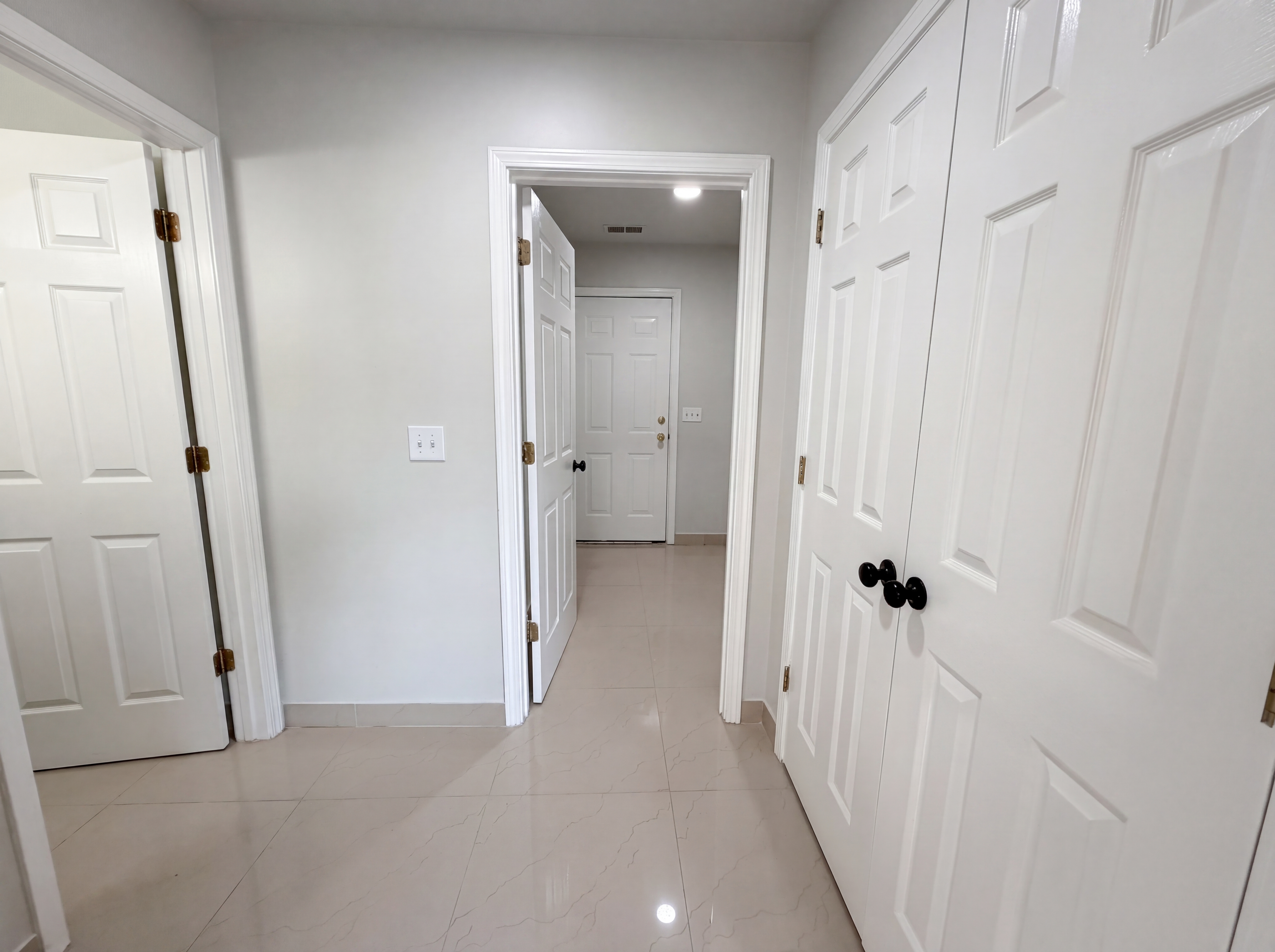 Photo 11 of 23 of 249 Hollingsworth Ln, Lexington, SC