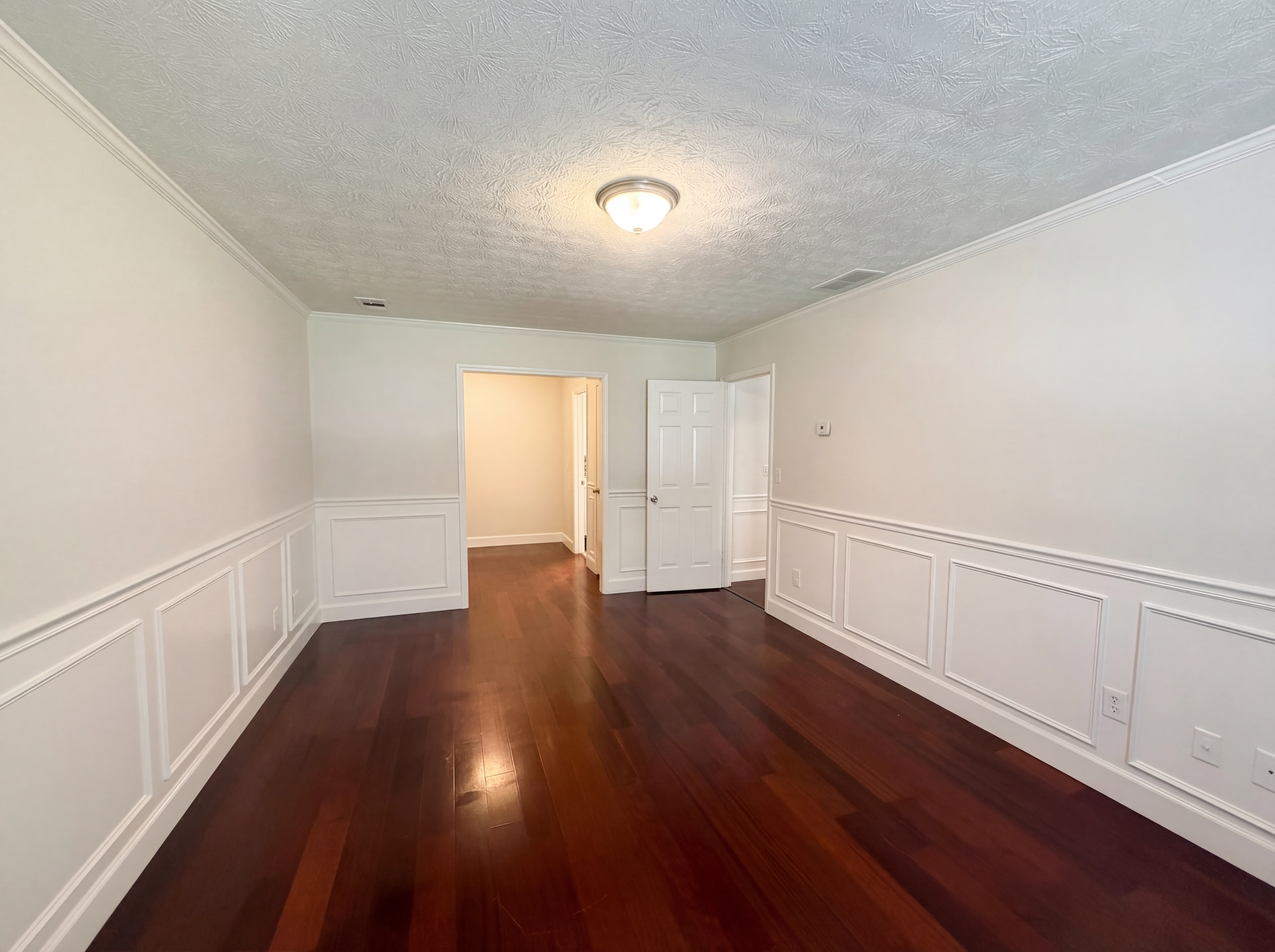 Photo 17 of 31 of 4479 Alpine Ct, Snellville, GA