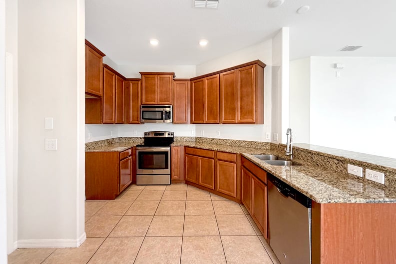Property photo 2 of 1969 Hawks View Dr