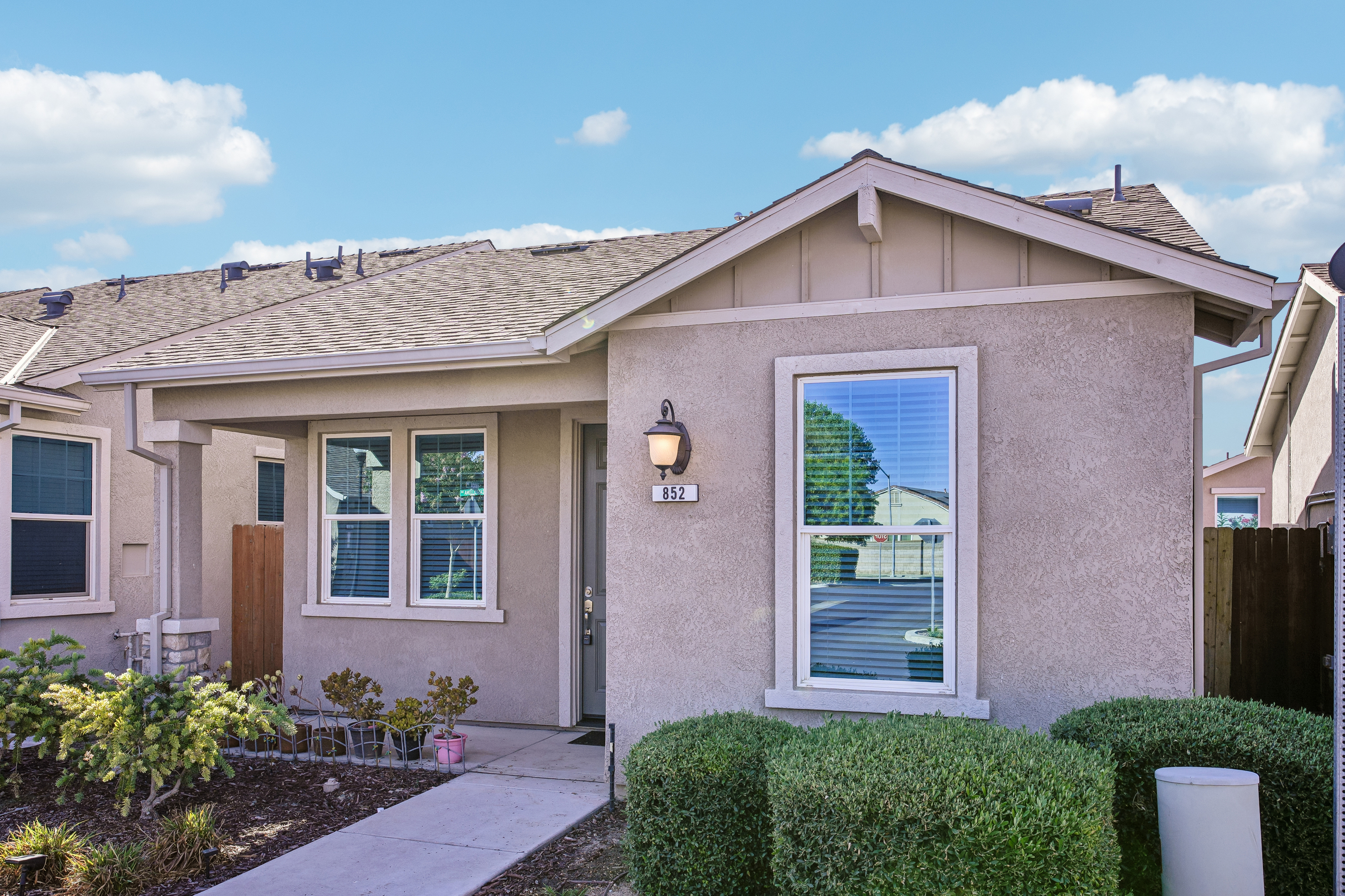Photo 22 of 25 of 852 Castellona Dr, Newman, CA