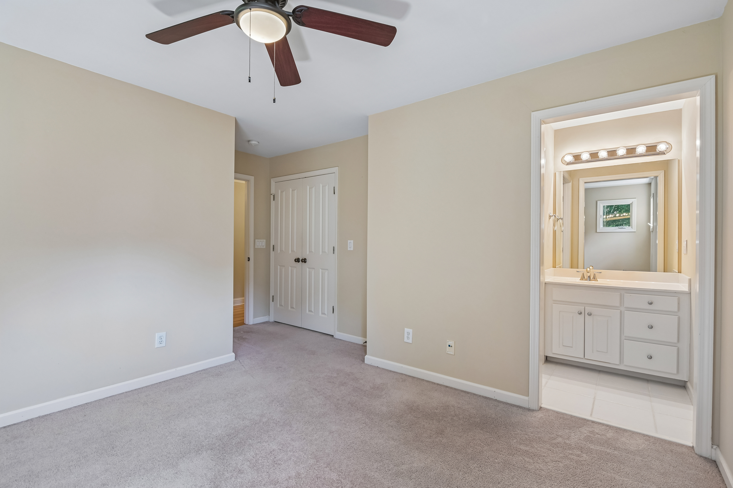 Photo 23 of 73 of 720 Barberry Dr, Alpharetta, GA