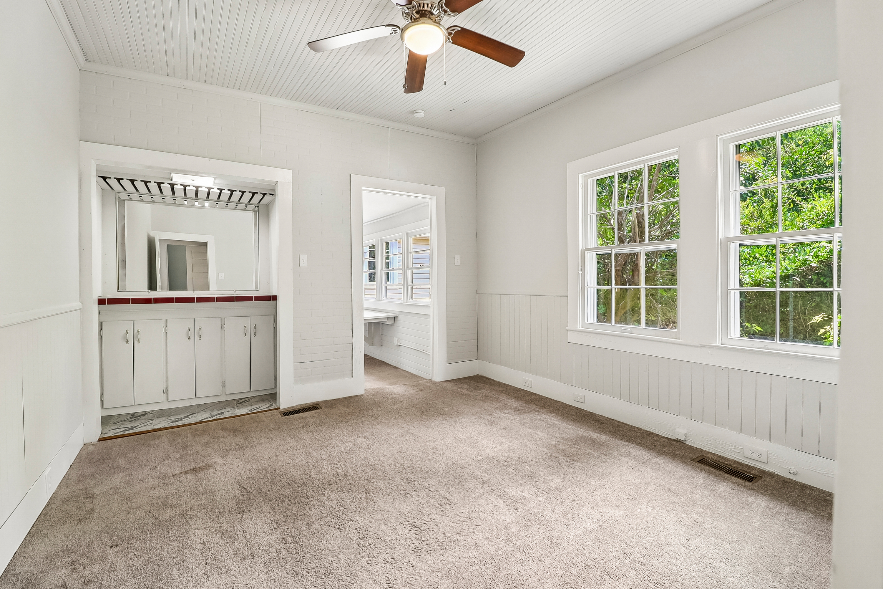 Photo 21 of 27 of 130 Lancaster St, Chester, SC