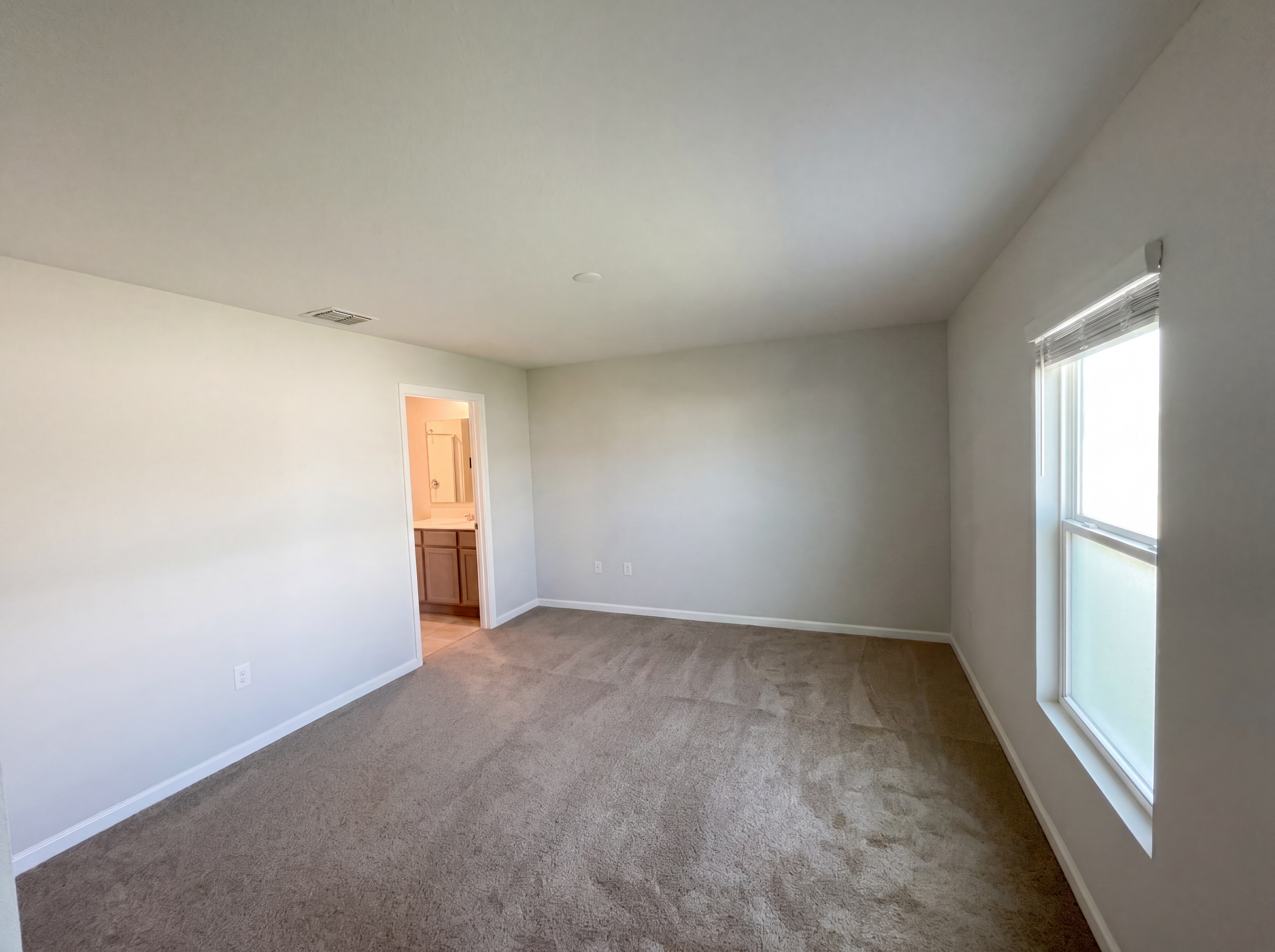 Photo 9 of 24 of 4322 Sunny Creek Pl, Kissimmee, FL