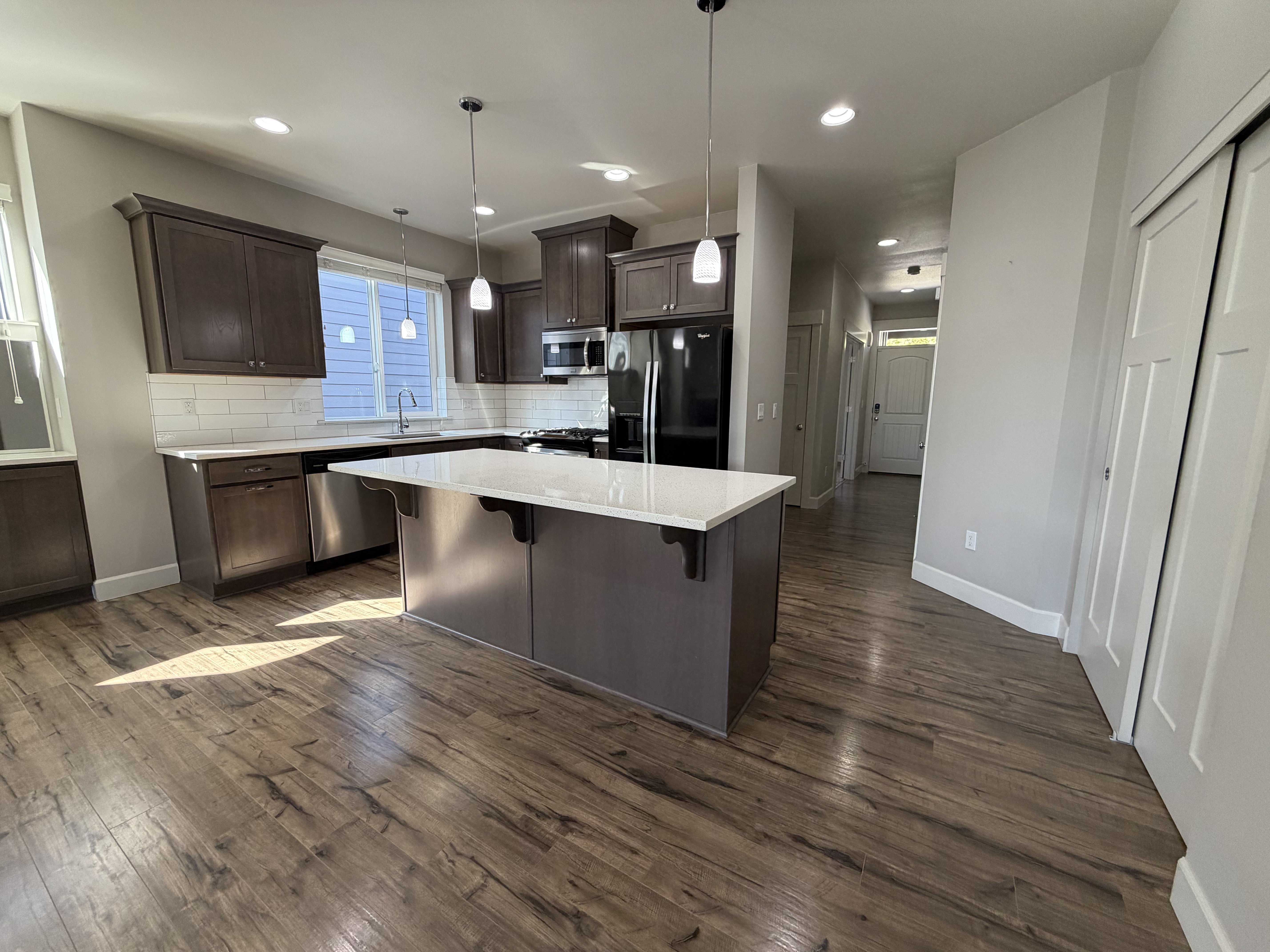 Photo 2 of 14 of 3746 SW McKinley St, Gresham, OR