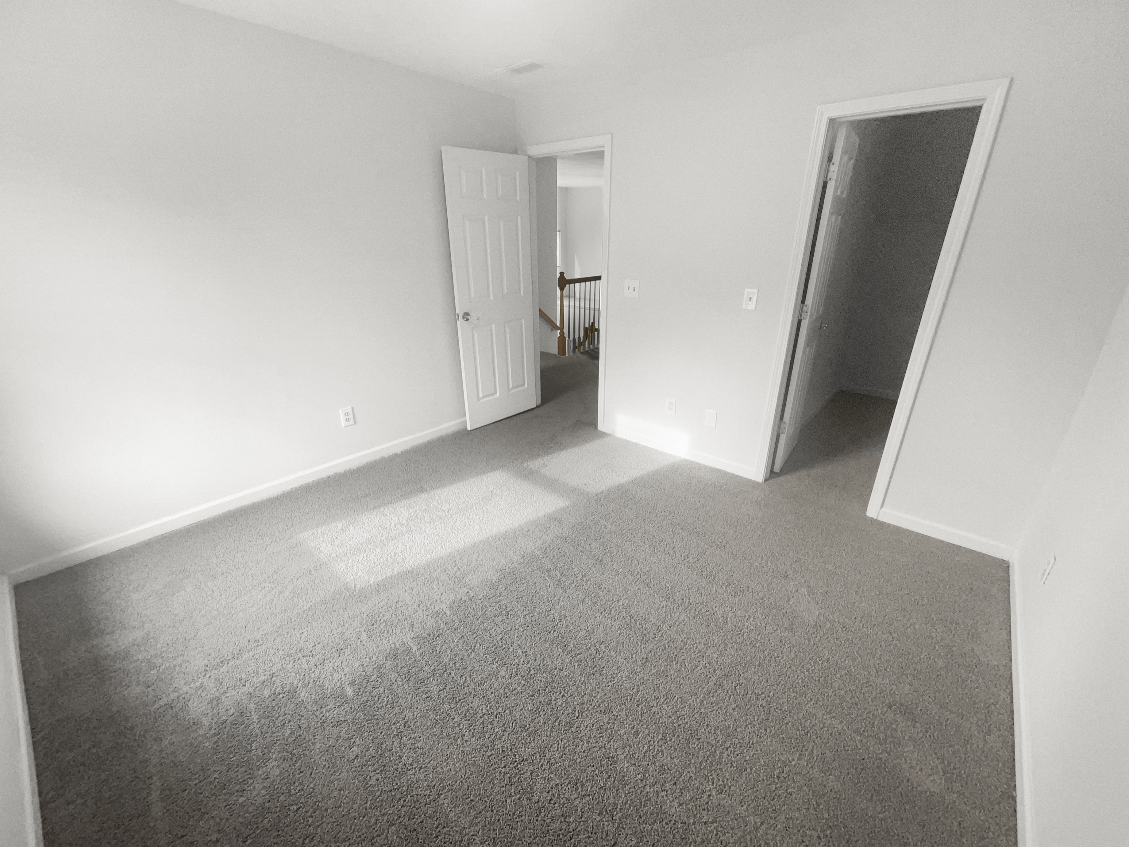Photo 4 of 36 of 2669 Glenrose Hl, Atlanta, GA