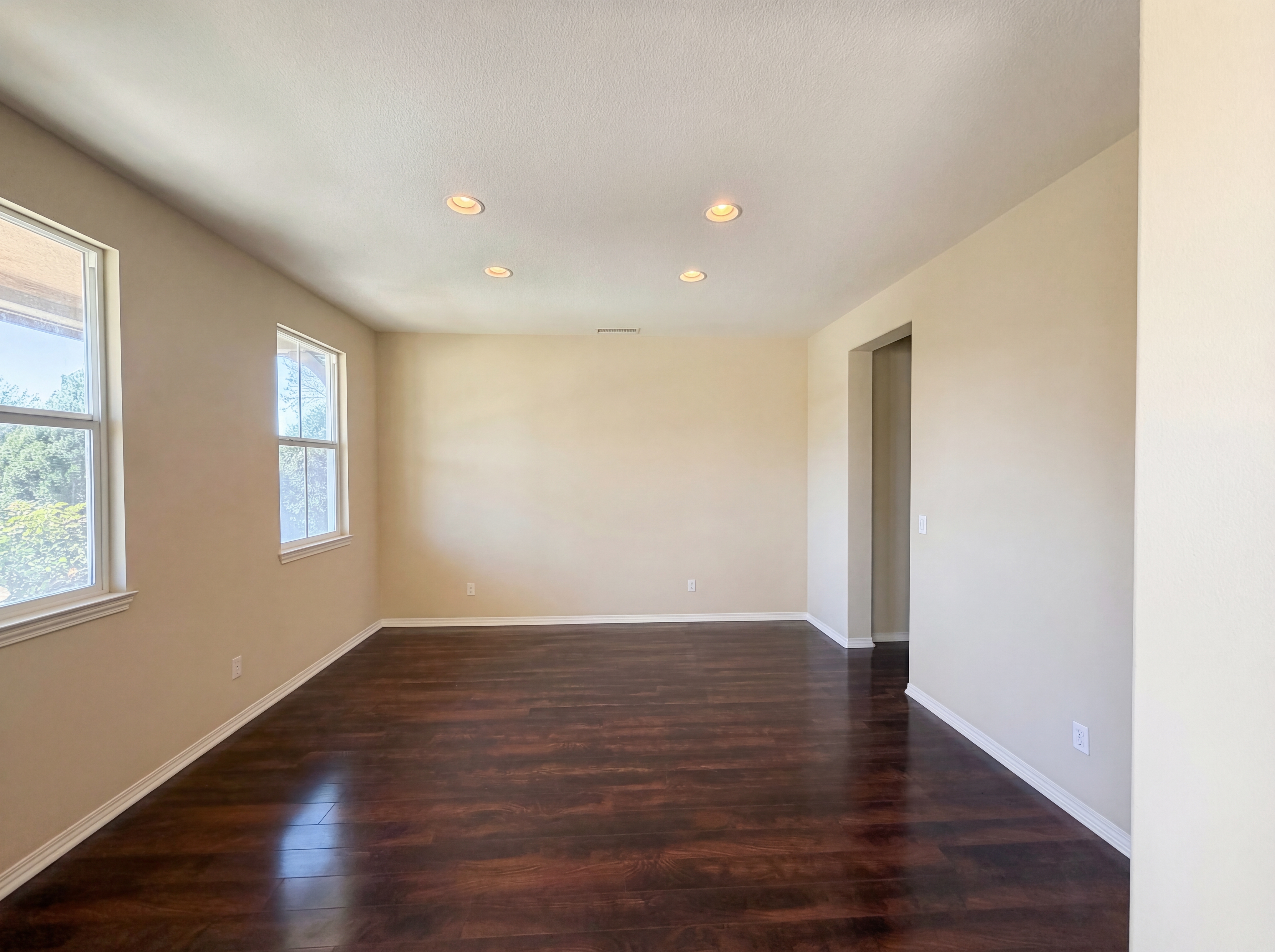Photo 6 of 35 of 28327 Serenity Falls Way, Menifee, CA