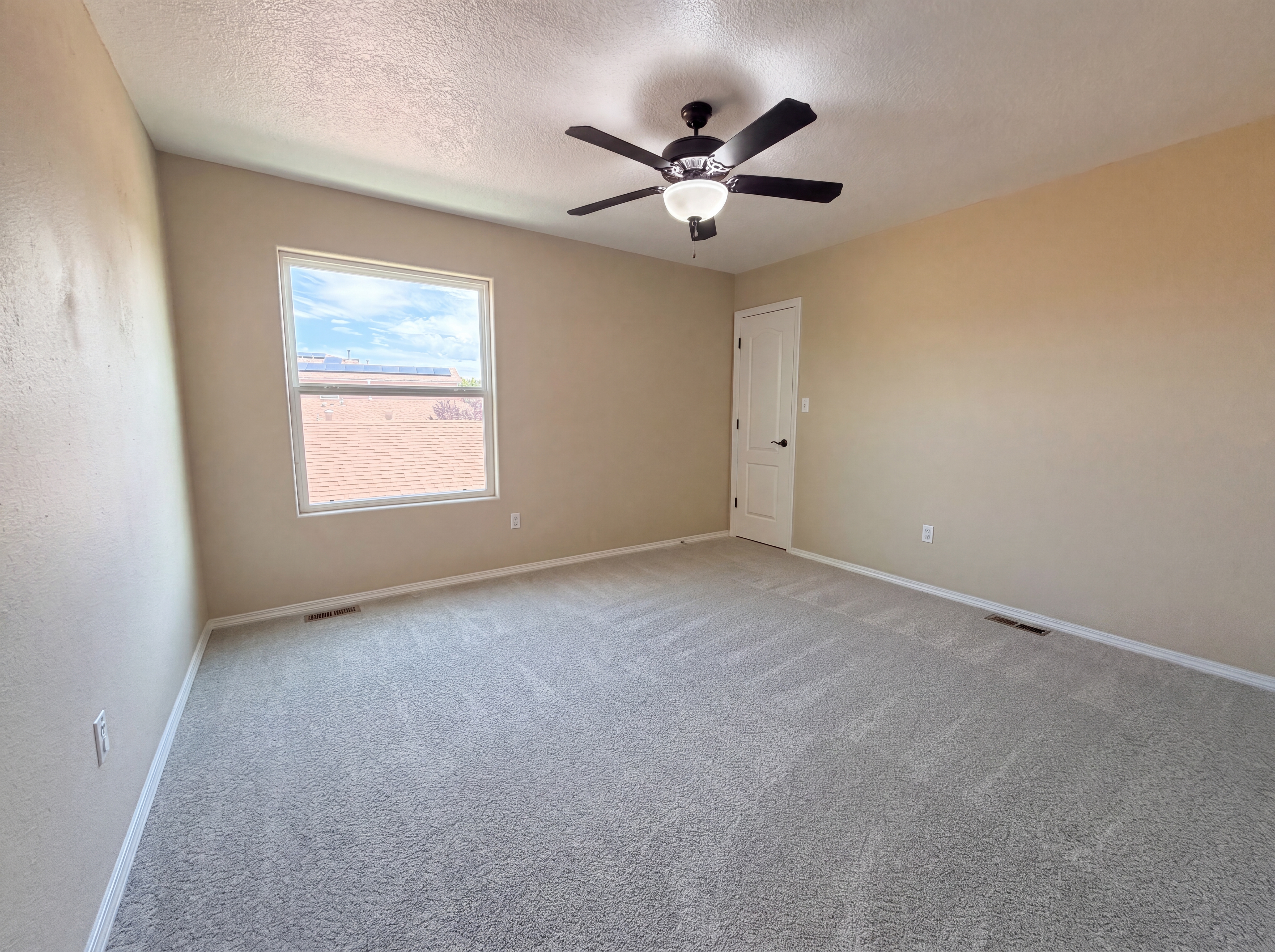 Photo 12 of 26 of 1309 Spruce Meadows Dr NE, Rio Rancho, NM