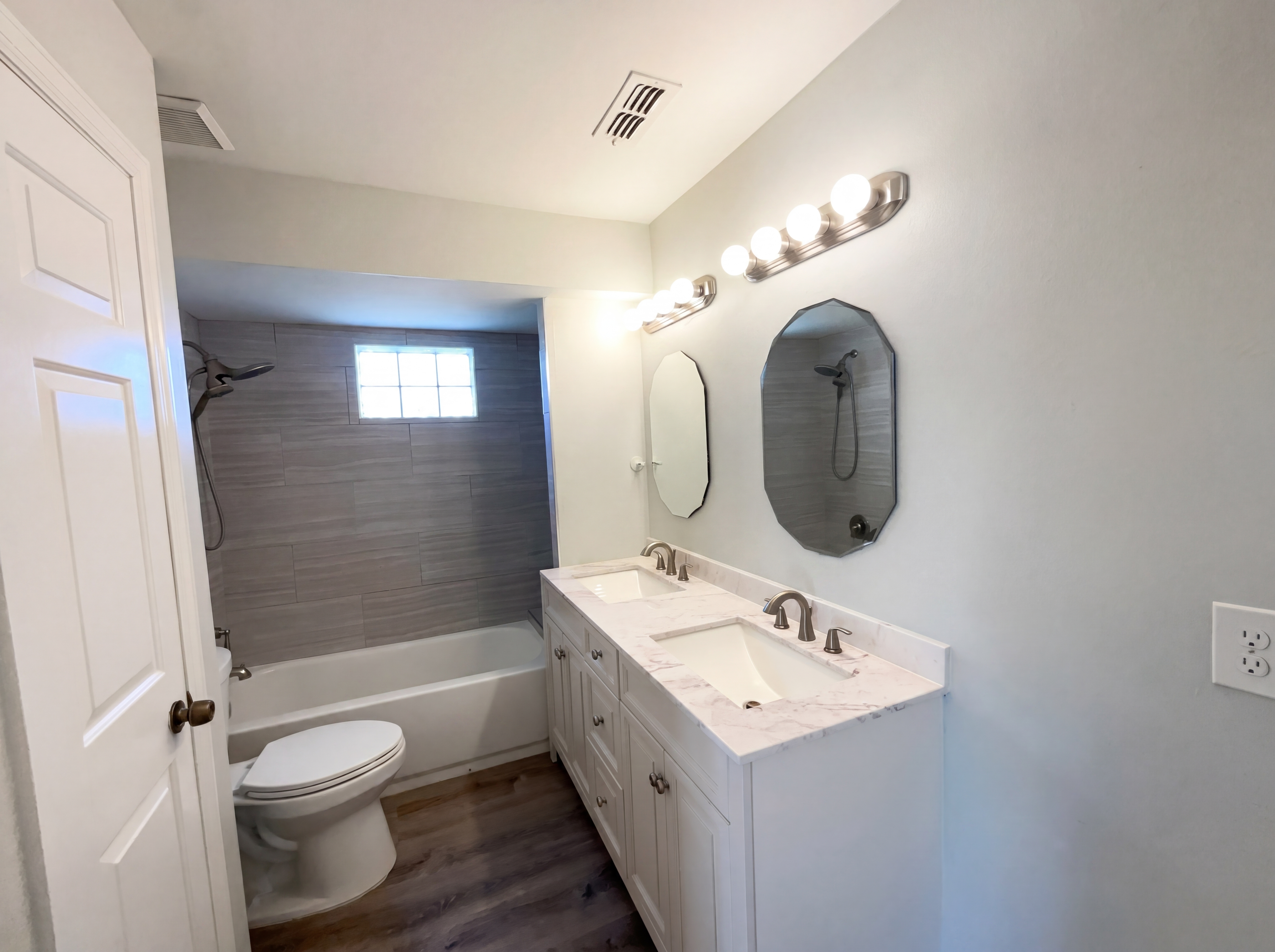 Photo 11 of 25 of 780 Olympic Cir, Ocoee, FL
