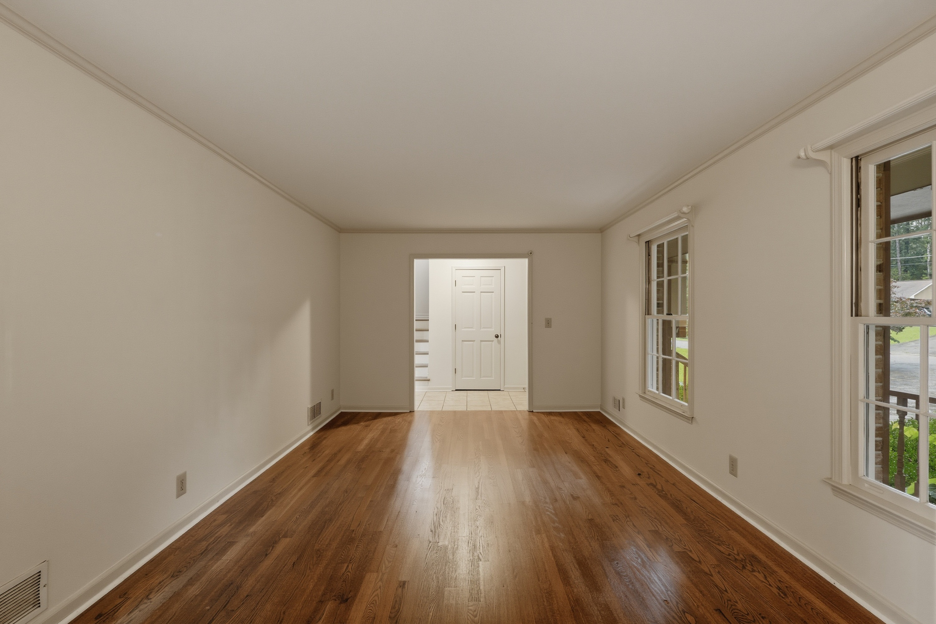 Photo 14 of 29 of 3969 Briaridge Cir, Atlanta, GA