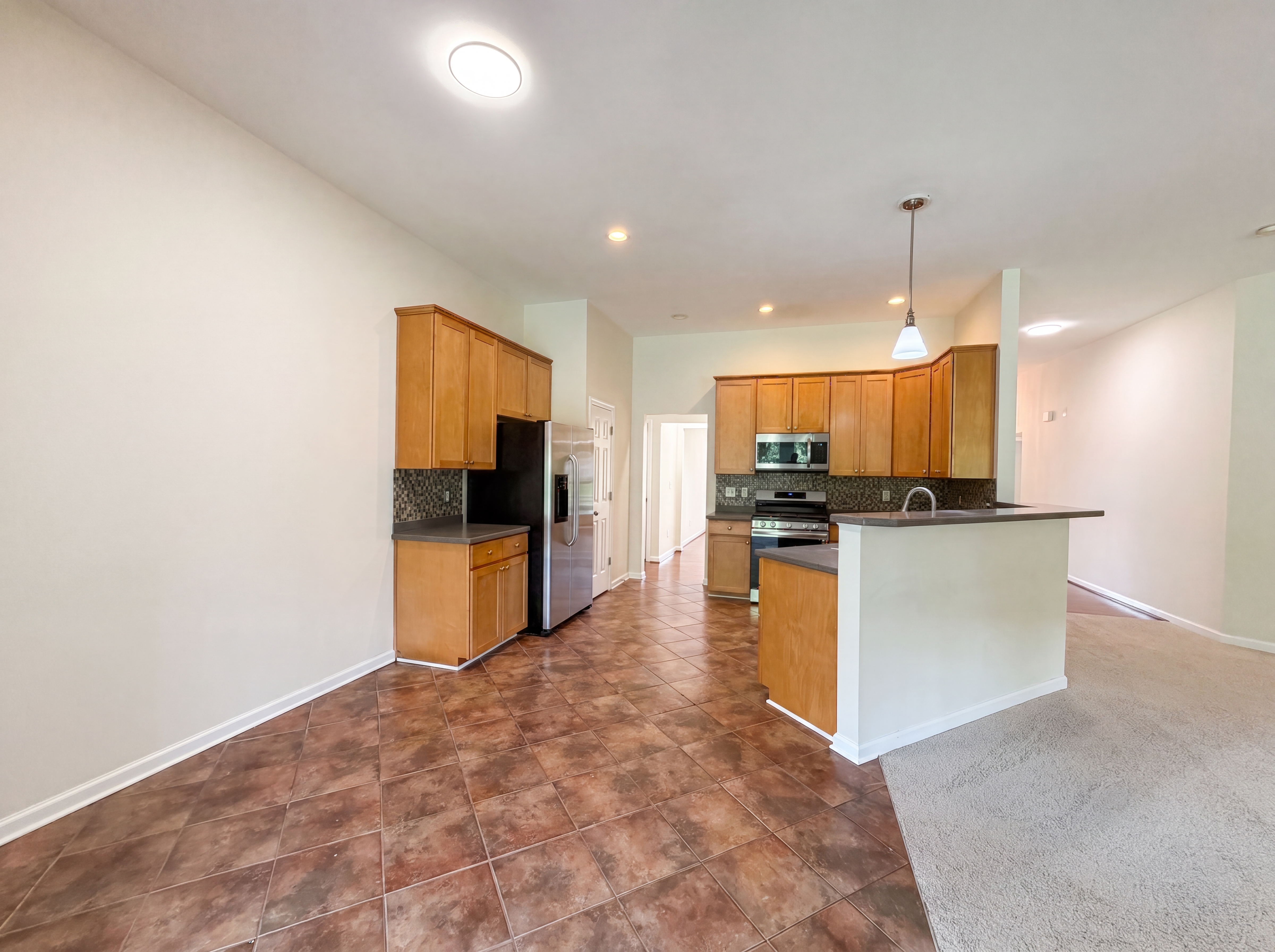 Photo 11 of 33 of 1027 Countess Ln, Spring Hill, TN