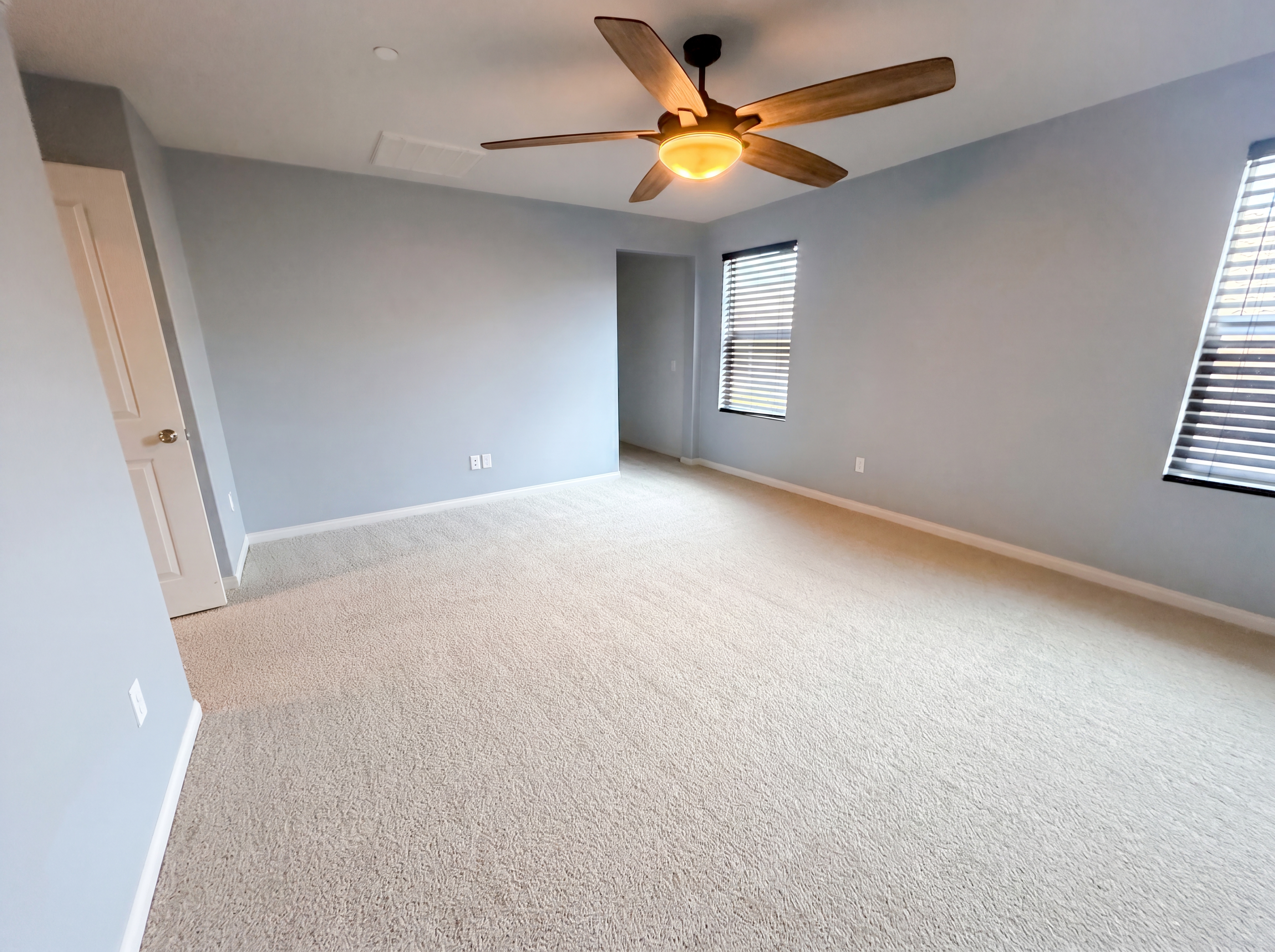 Photo 11 of 24 of 383 Eureka Dr, Santa Paula, CA