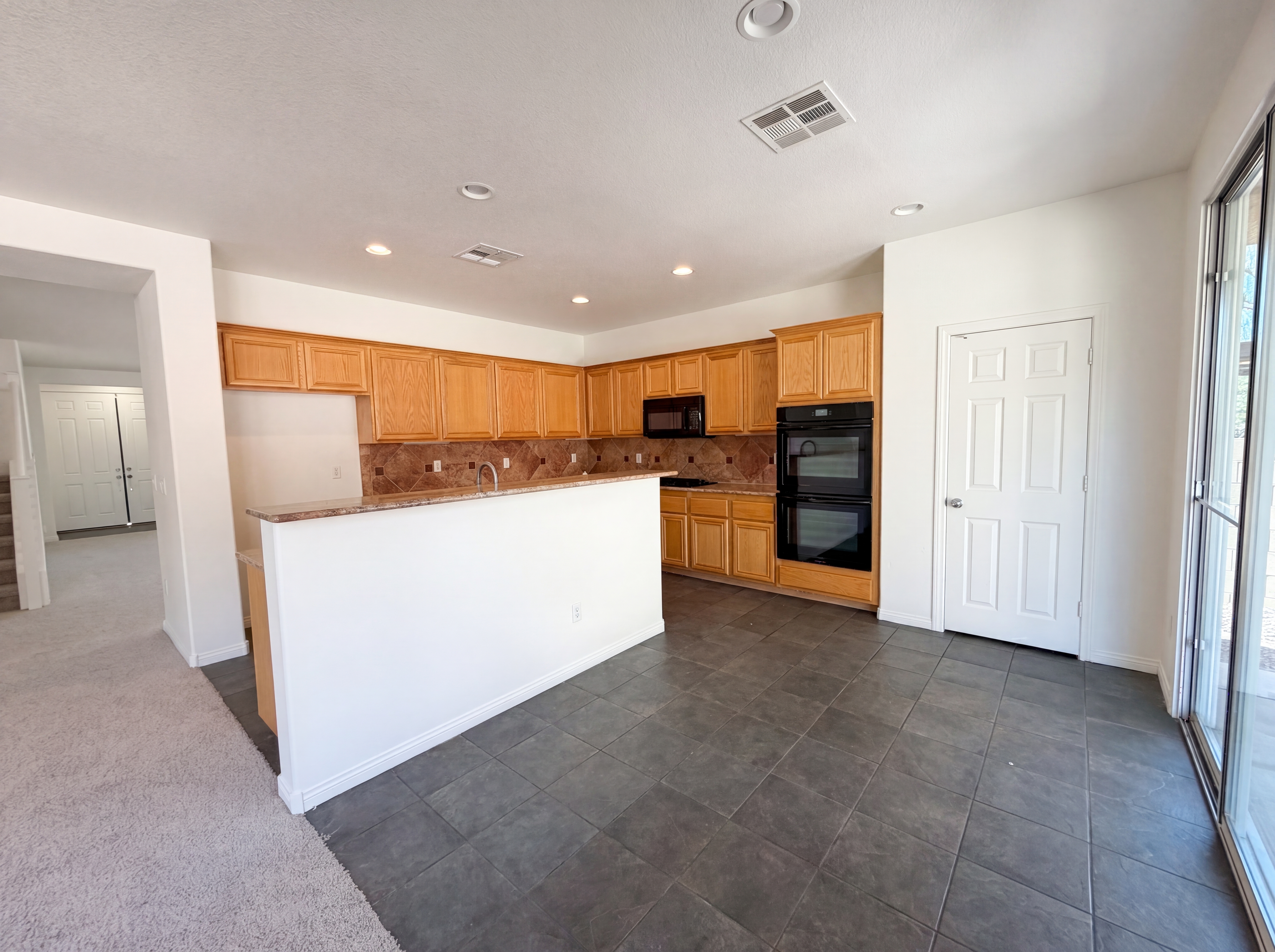 Photo 19 of 44 of 3216 Bonassola Ave, North Las Vegas, NV