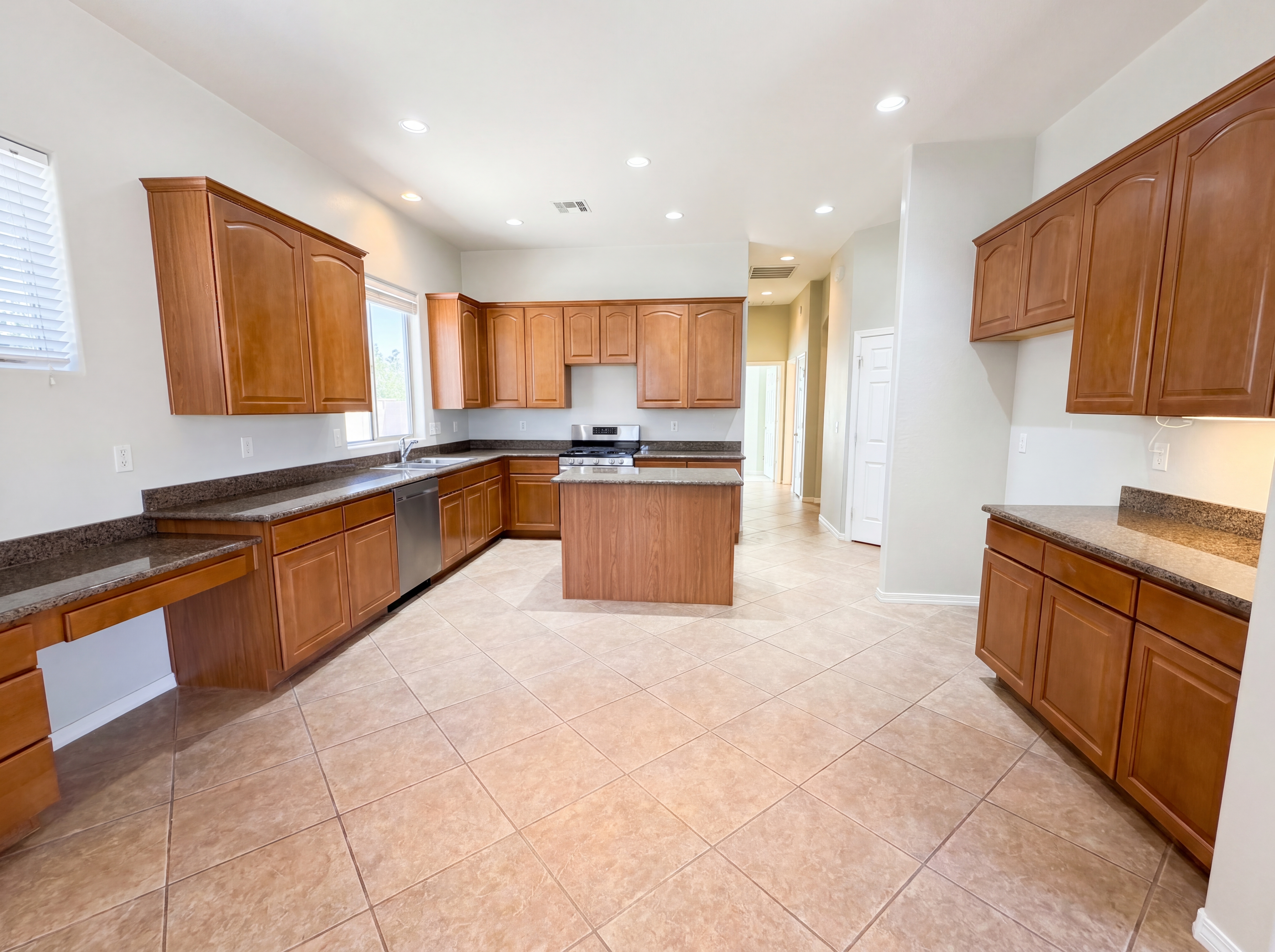 Photo 8 of 38 of 8023 N Sable Way, Prescott Valley, AZ