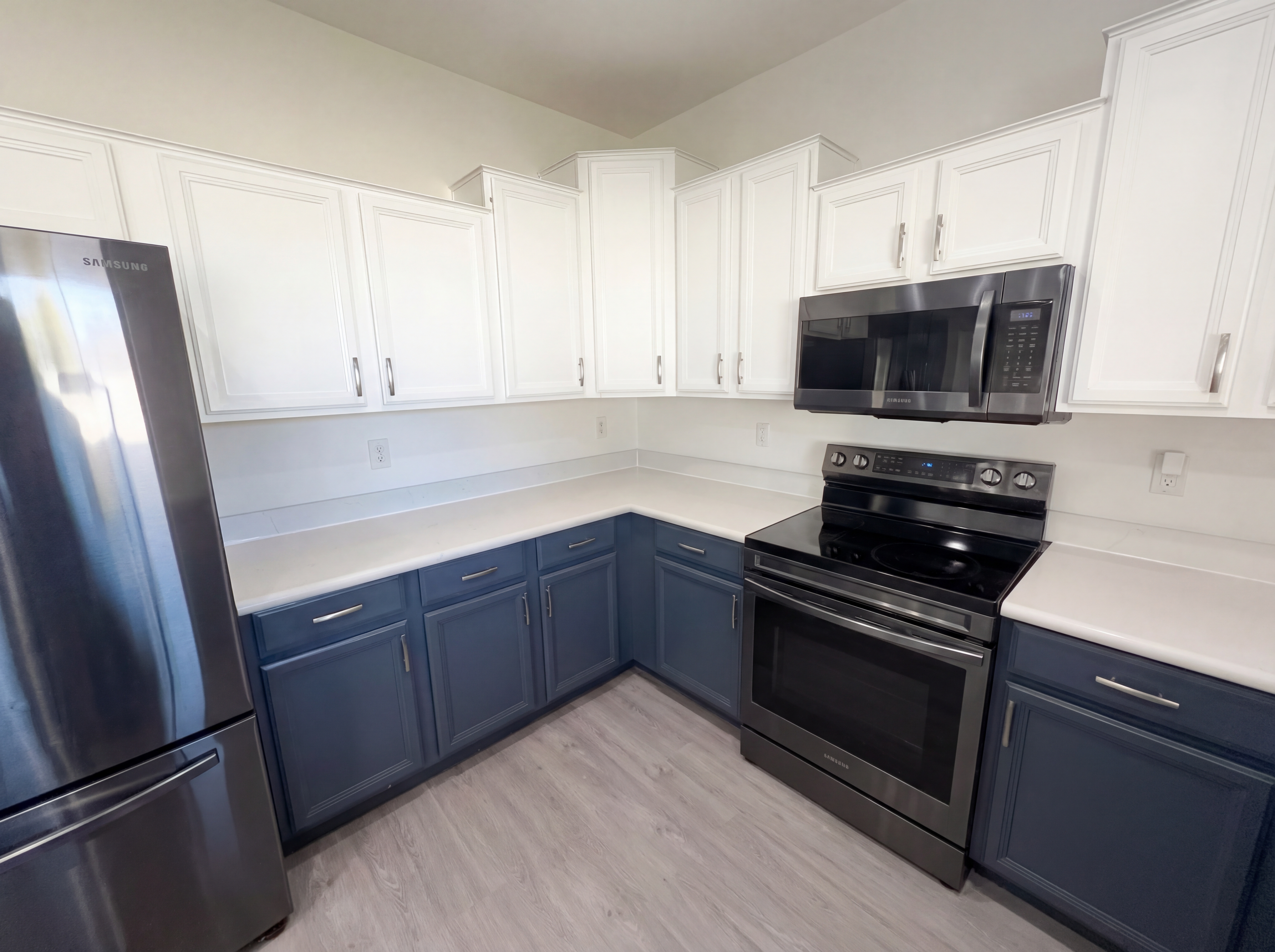 Photo 10 of 32 of 12826 W Mulberry Dr, Avondale, AZ