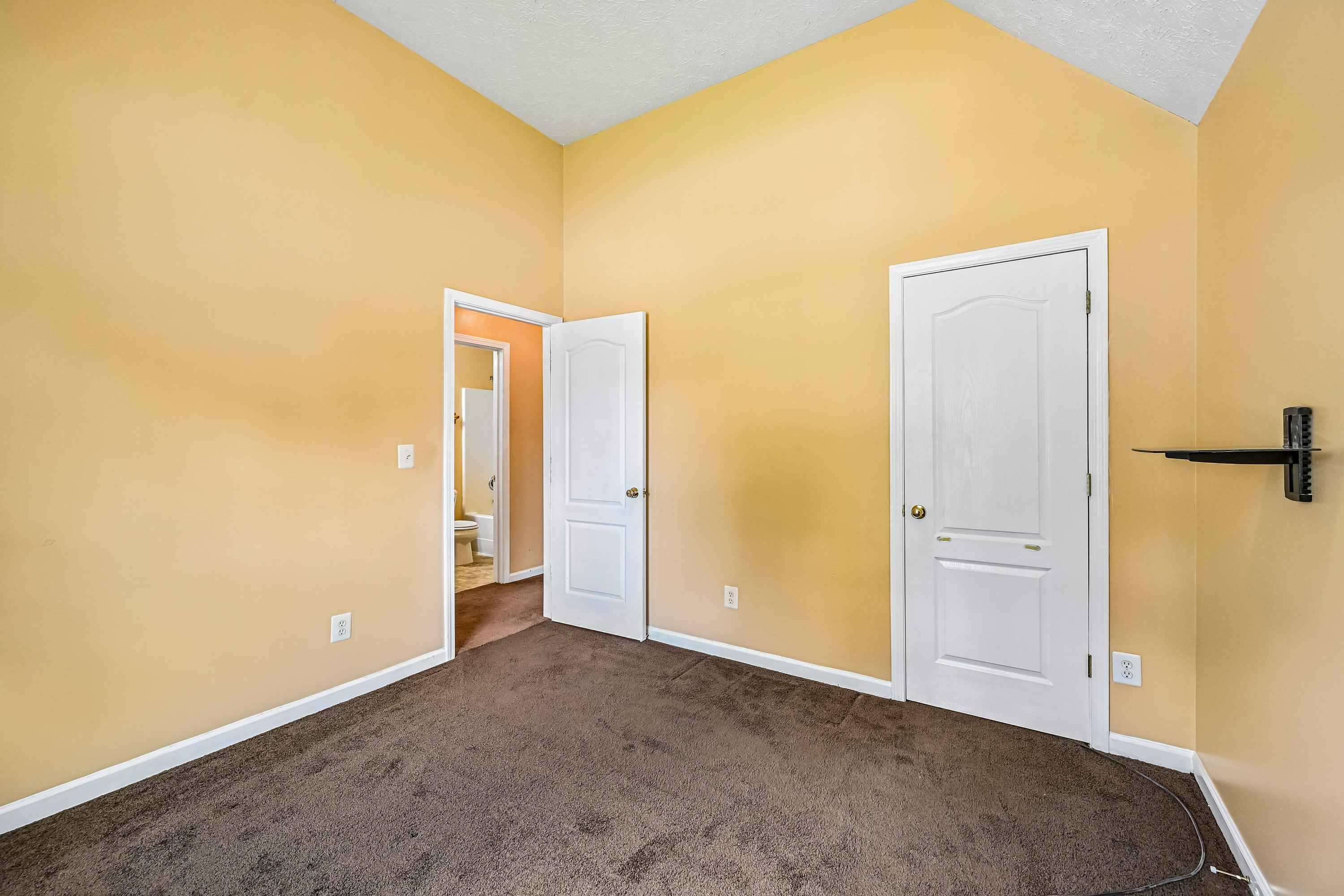 Photo 33 of 44 of 2083 Dylan Ct, Ellenwood, GA