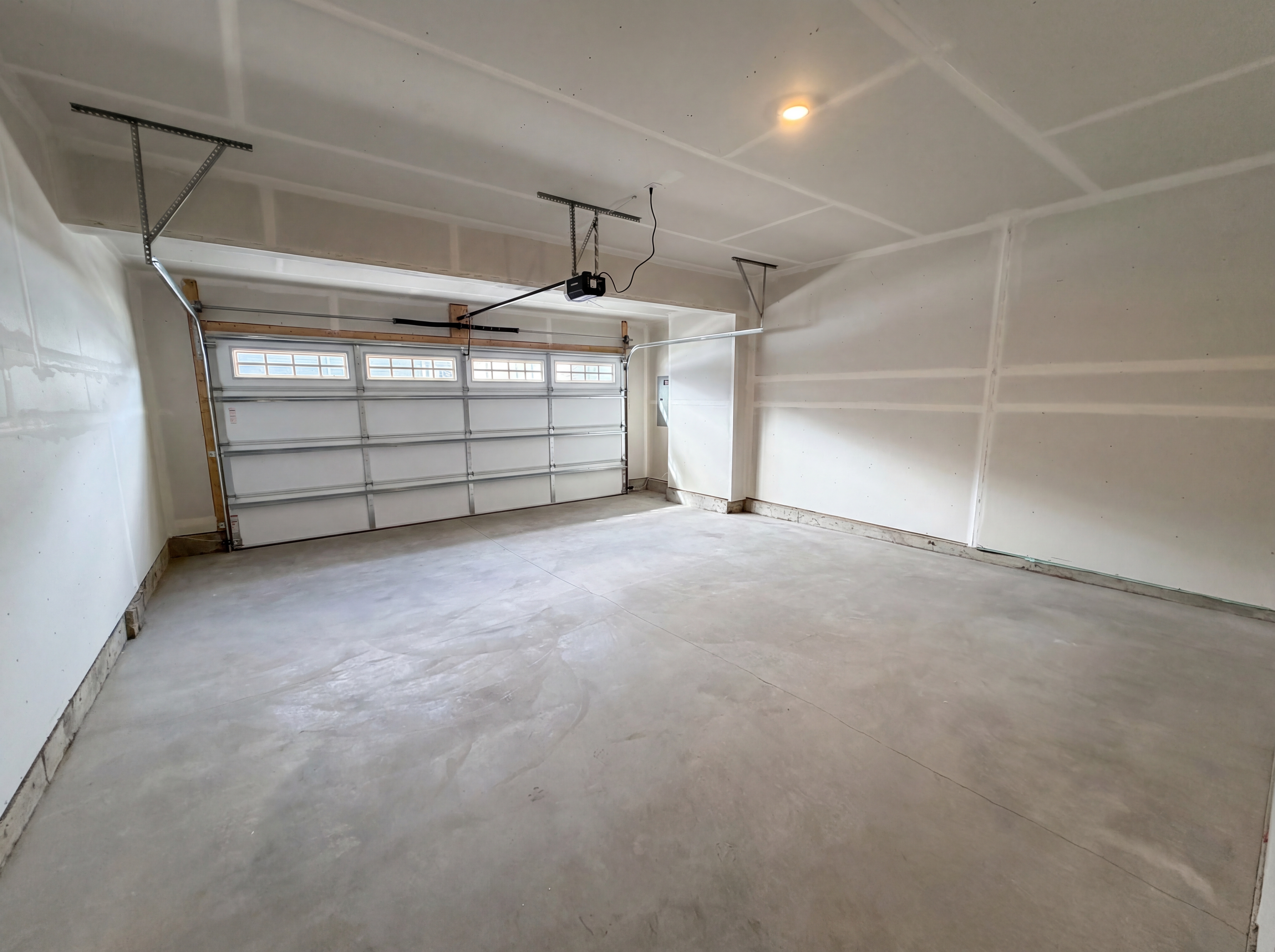 Photo 11 of 22 of 3022 Basswood St, Little Canada, MN