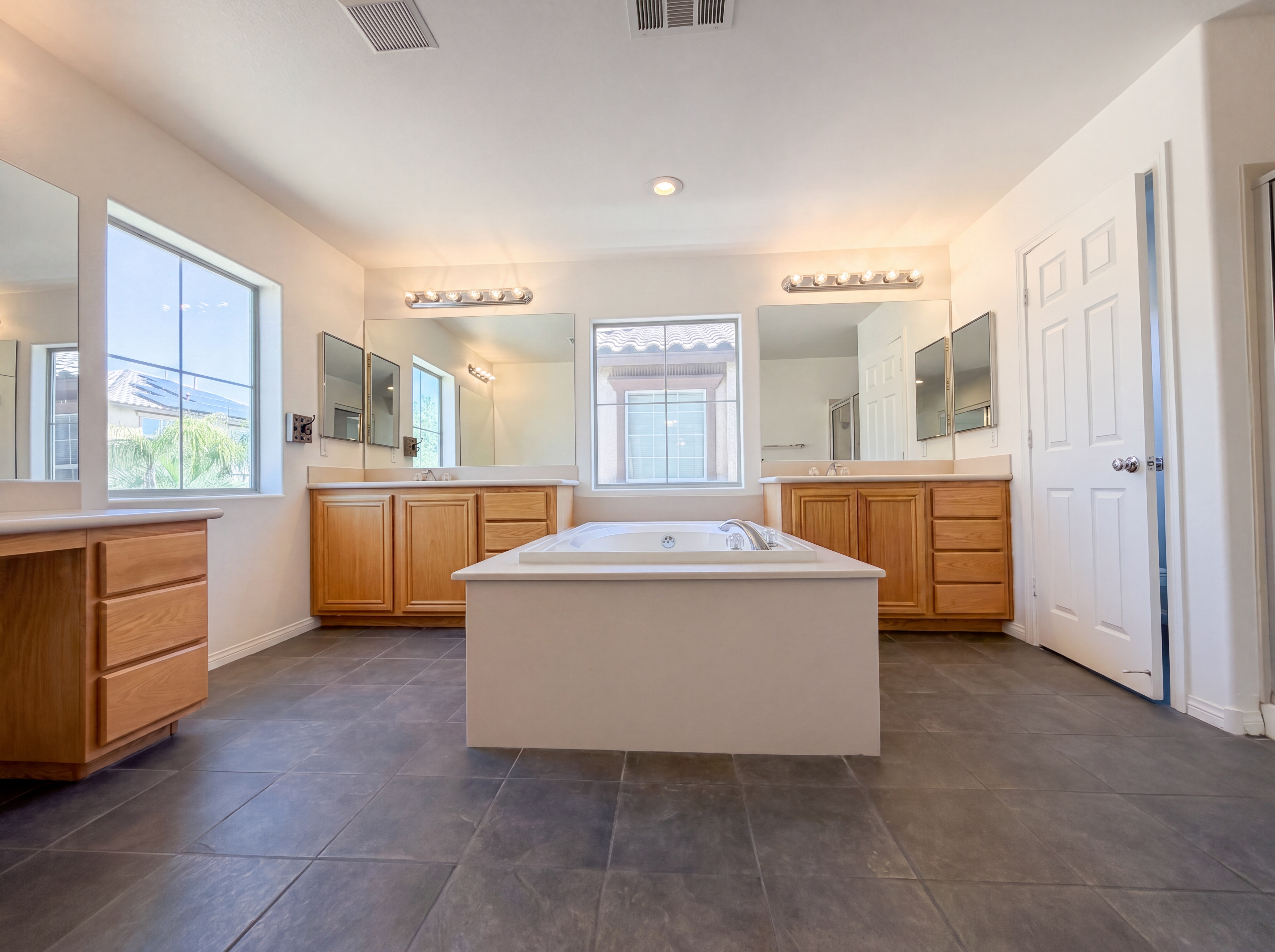 Photo 33 of 44 of 3216 Bonassola Ave, North Las Vegas, NV