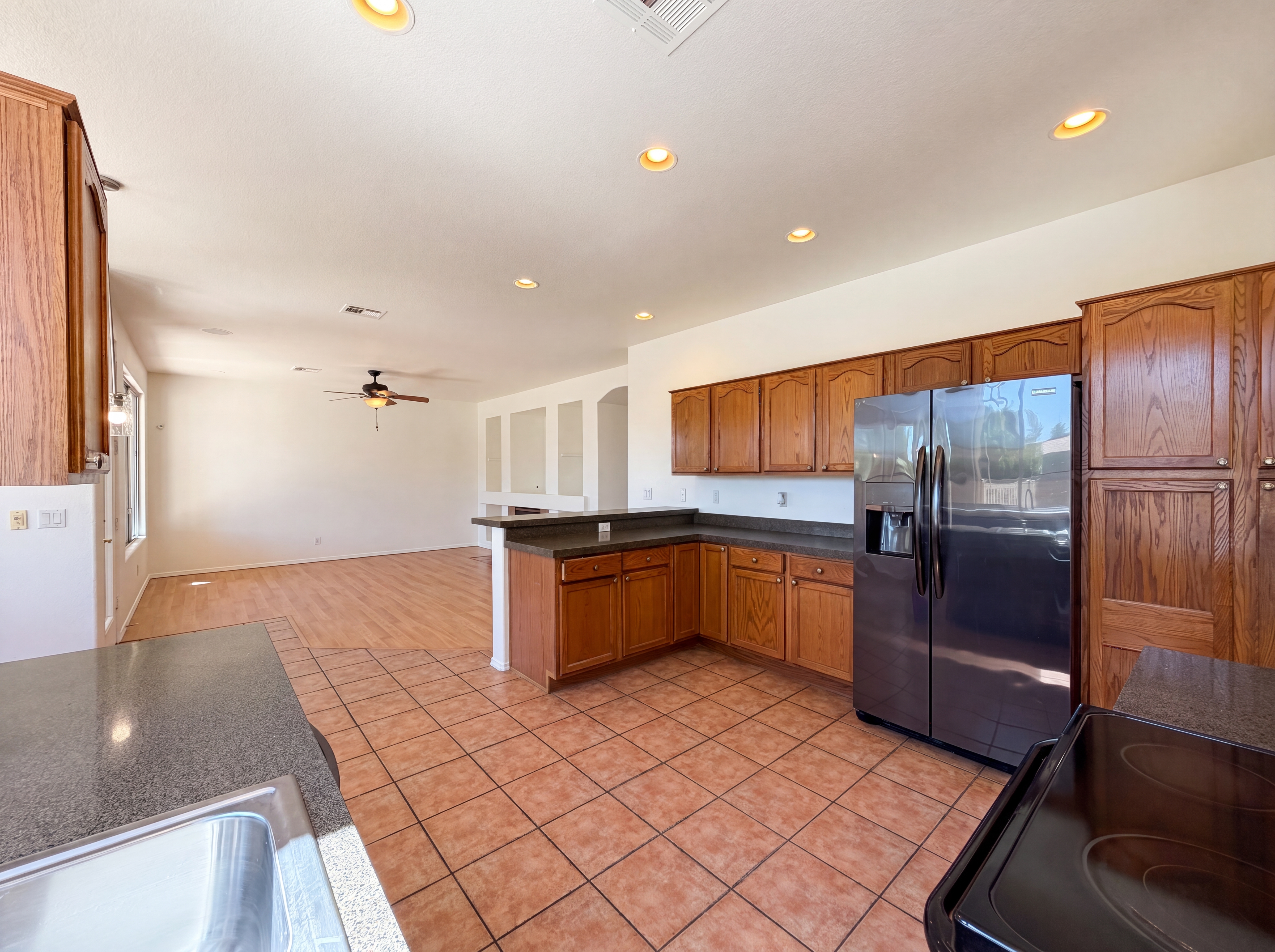 Photo 13 of 38 of 2133 S Nielson St, Gilbert, AZ