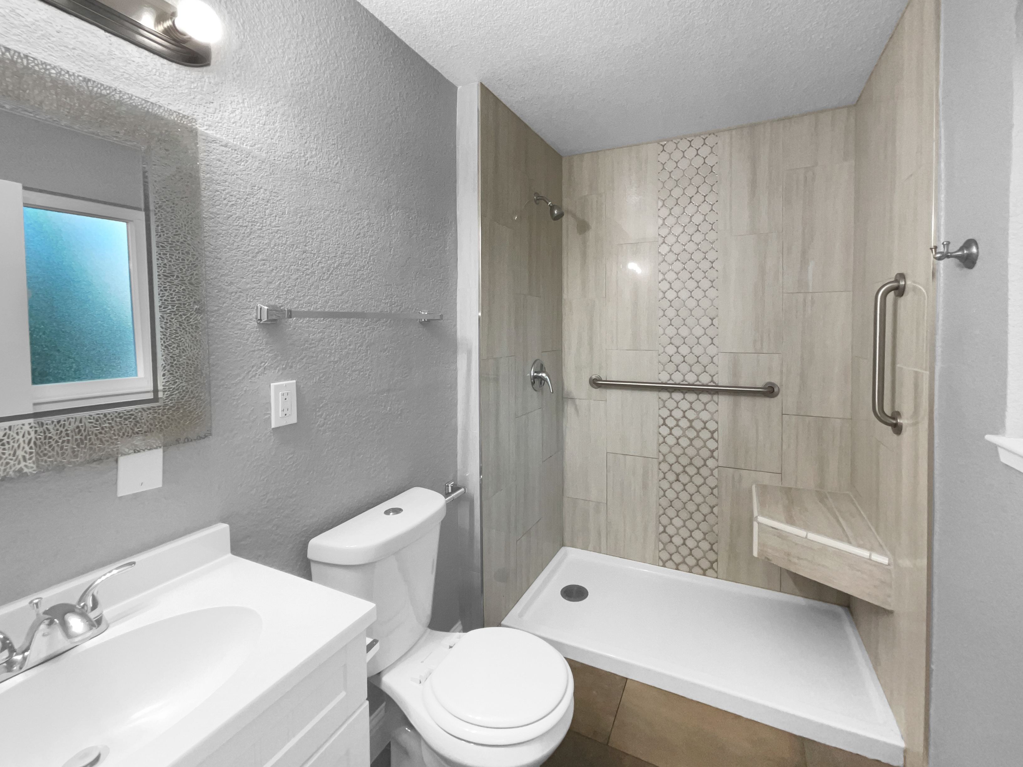 Photo 18 of 22 of 1109 Frienza Ave, Sacramento, CA