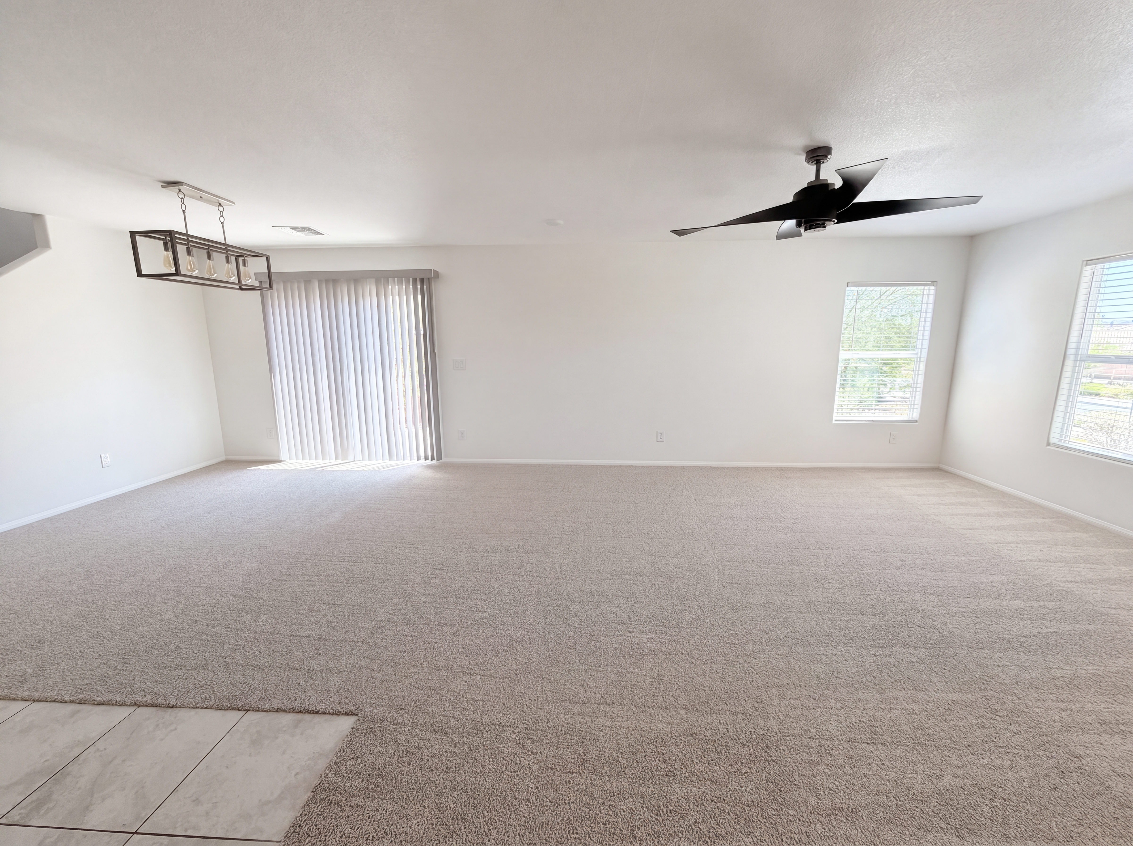 Photo 9 of 43 of 932 E Dorrell Ln, North Las Vegas, NV