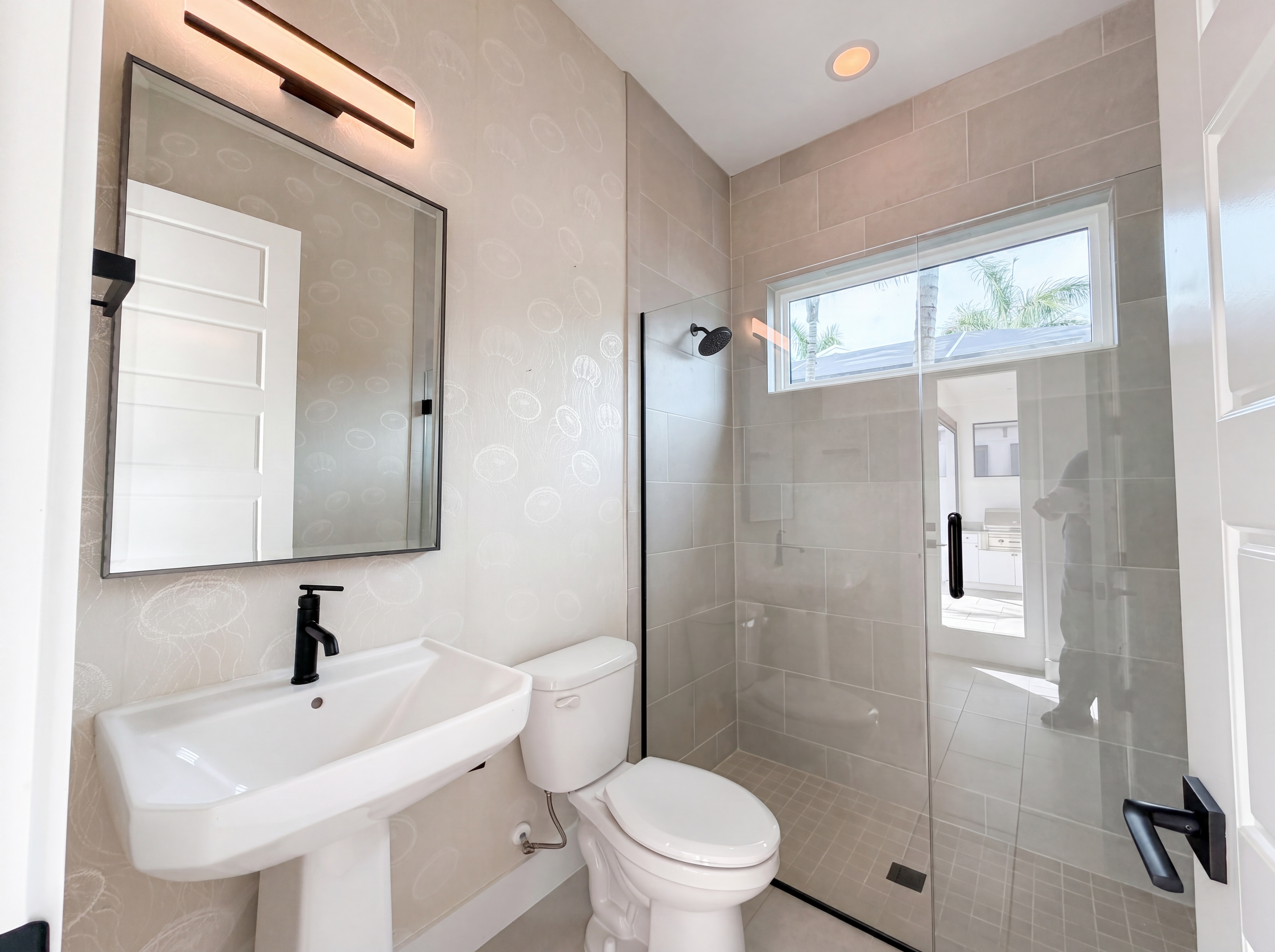 Photo 12 of 43 of 5911 Redbay Blvd, Bradenton, FL
