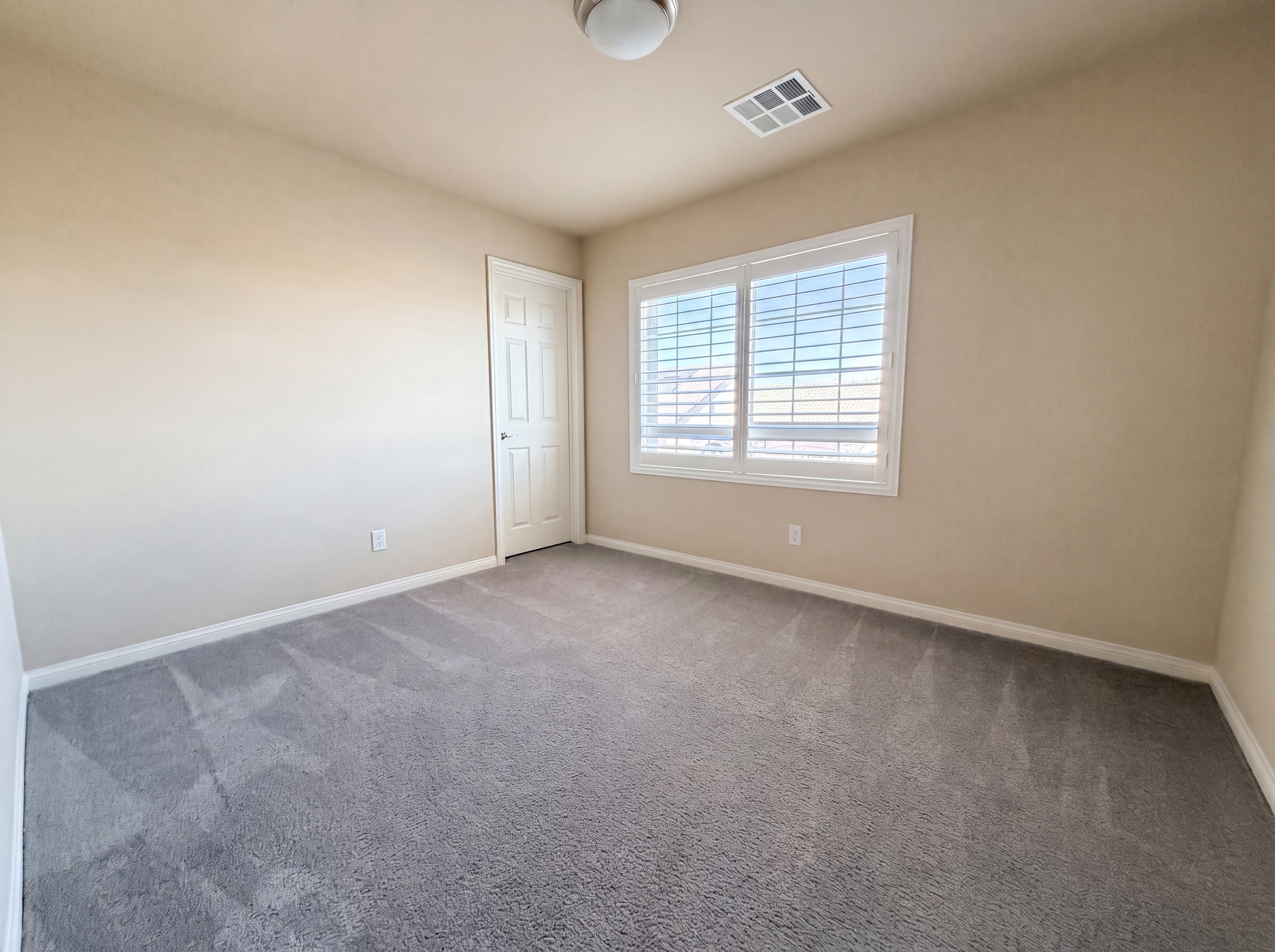 Photo 10 of 17 of 5513 Perry Creek St, Las Vegas, NV
