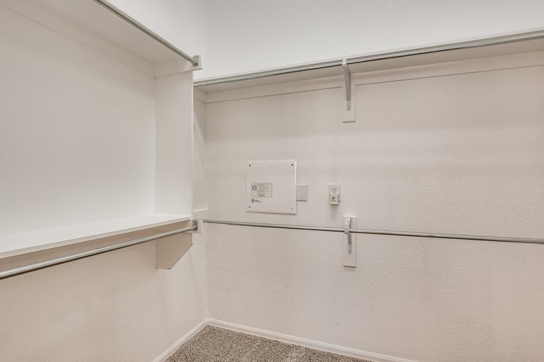 Photo 18 of 29 - 184 Leonard St, Lewisville, TX 75057