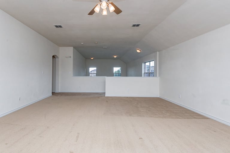 Photo 25 of 33 - 7715 Longbow Ln, Arlington, TX 76002